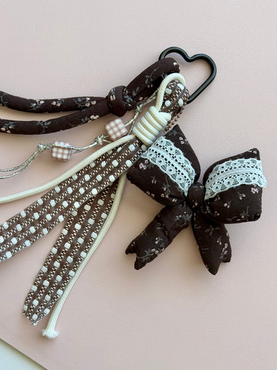 Brown vintage bow keychain
