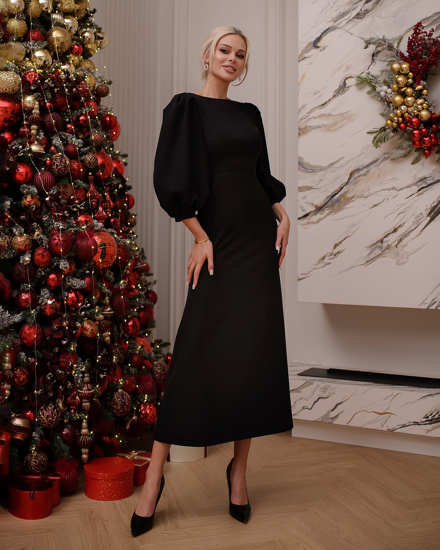 Black BACKLESS PUFF-SLEEVE MIDI DRESS (ARTICLE 395)