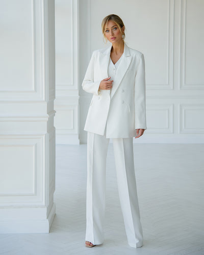 White DOUBLE-BREASTED 3-PIECE SUIT (ARTICLE 424)