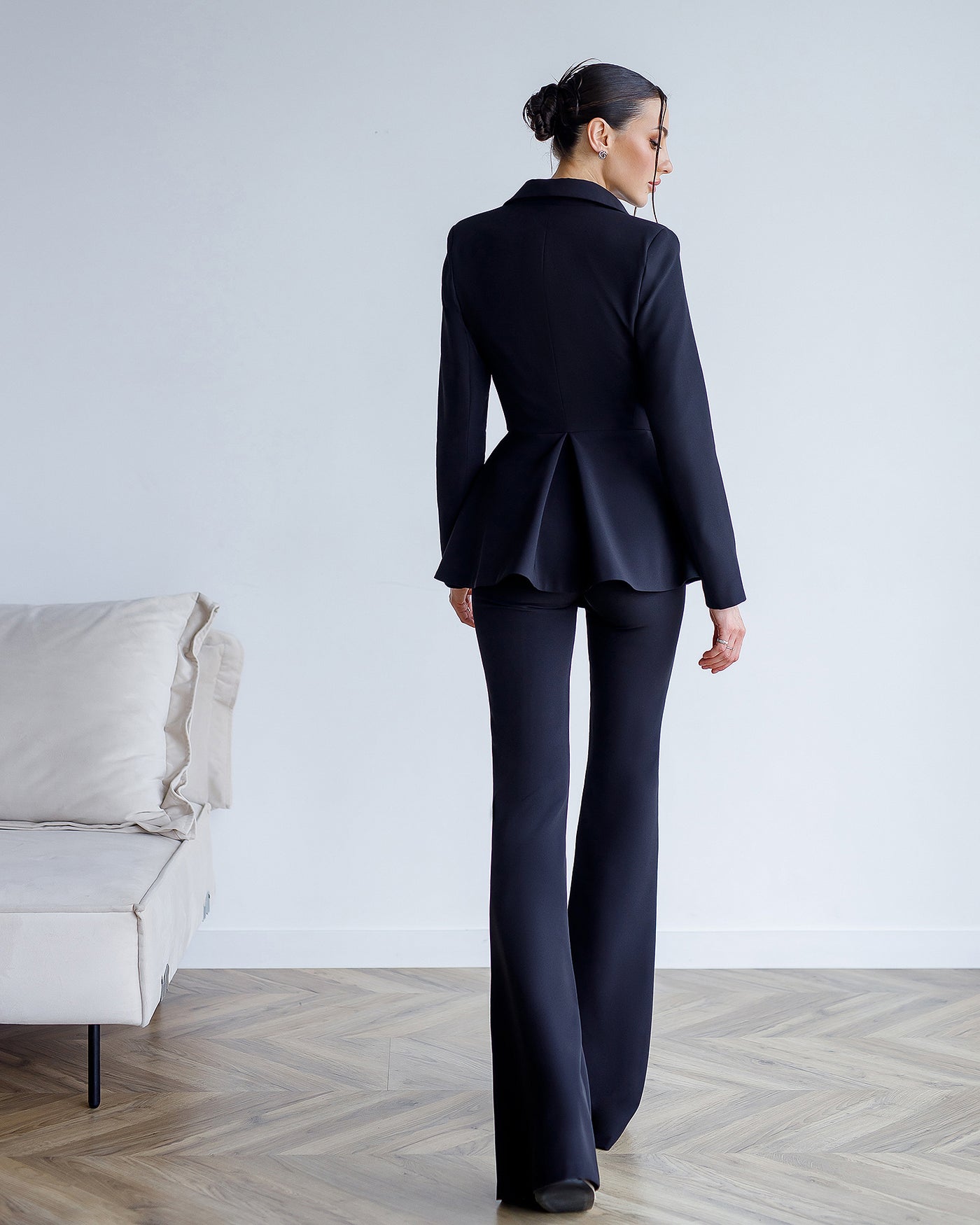 Black SINGLE-BREASTED SUIT 2-PIECE (ARTICLE 421)