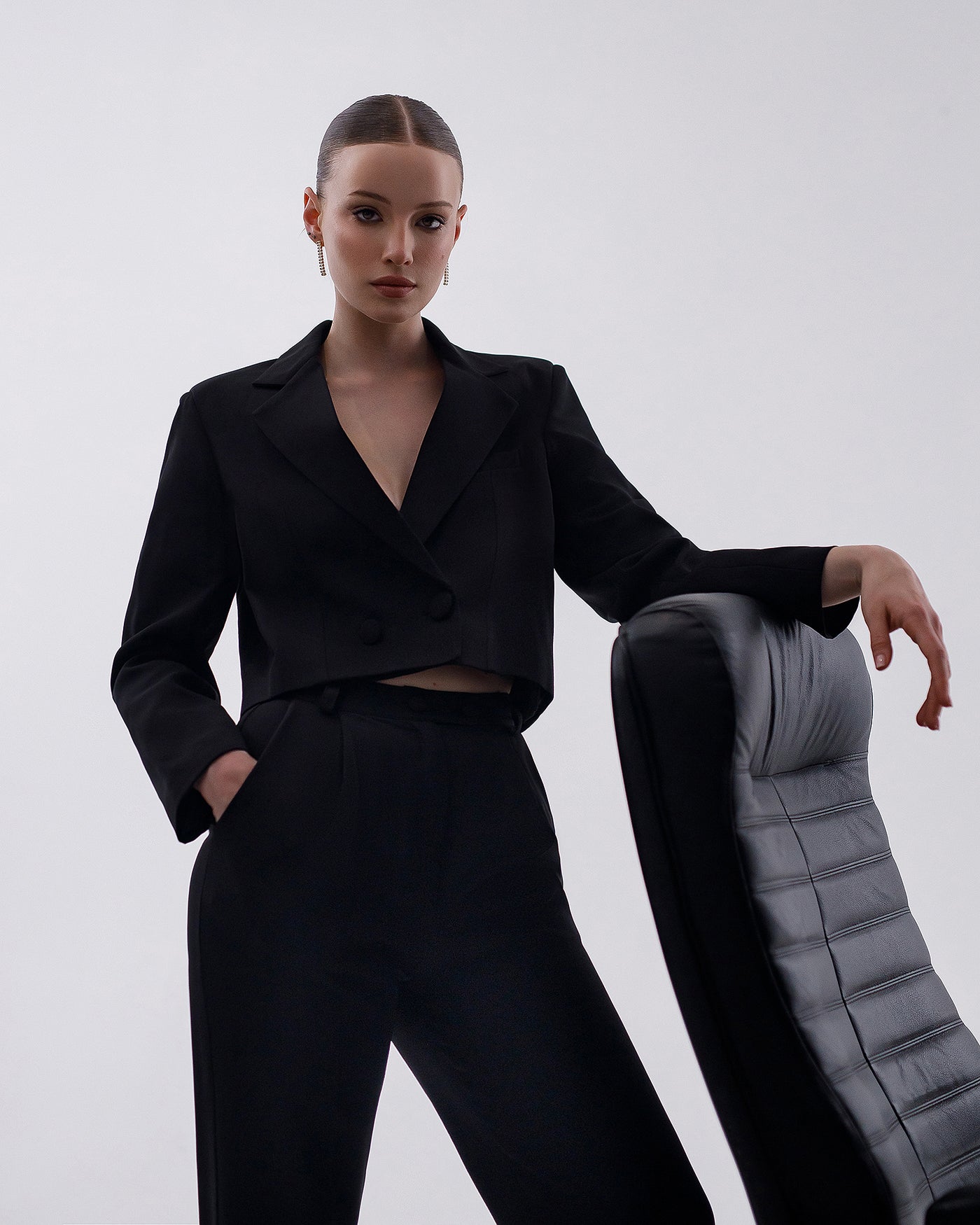 Black CROP JACKET SUIT 2-PIECE (ARTICLE 334)