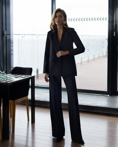 Black extended back 2-piece suit (article 409)