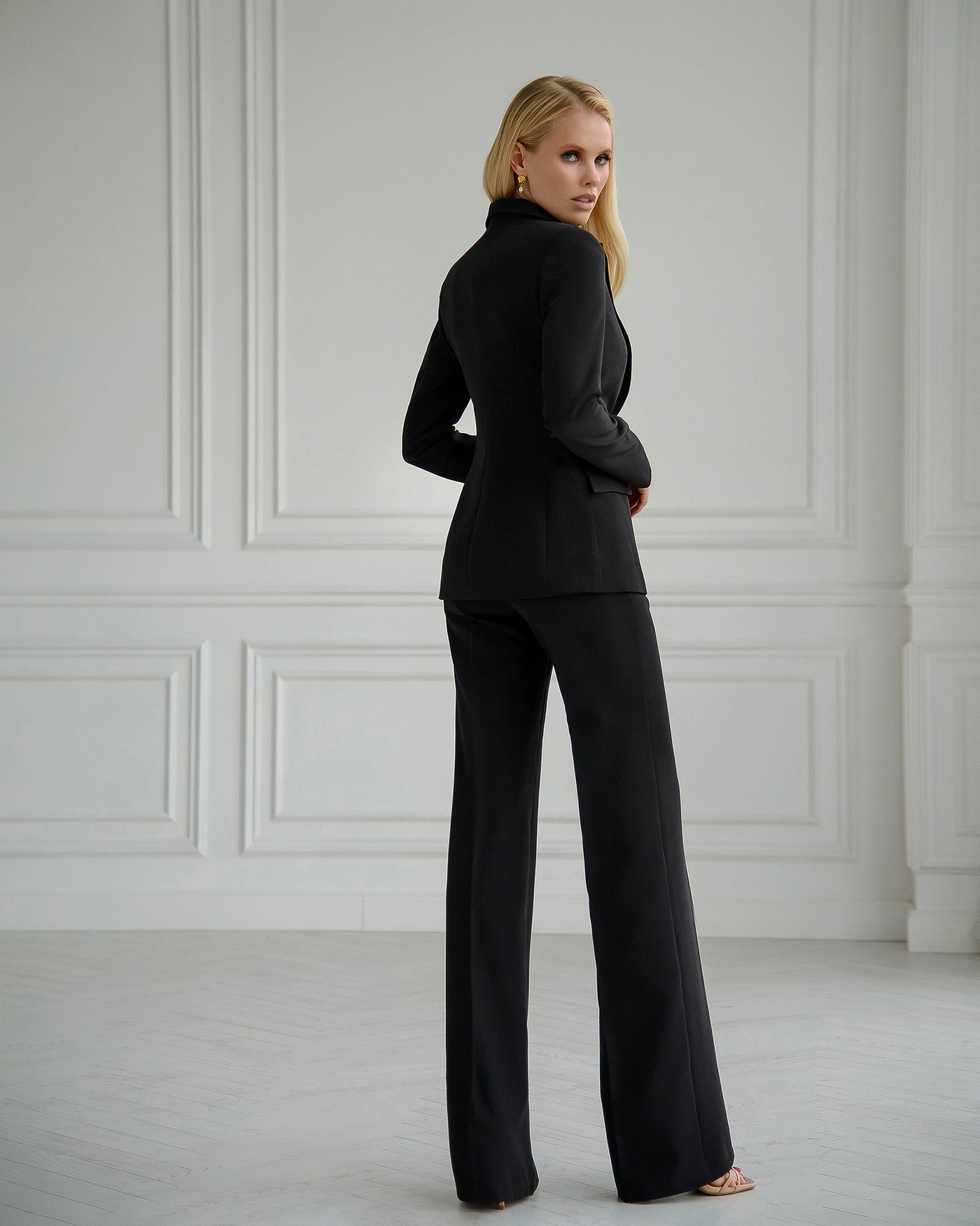 Black SATIN LAPELS 3-PIECE SUIT (ARTICLE 420)