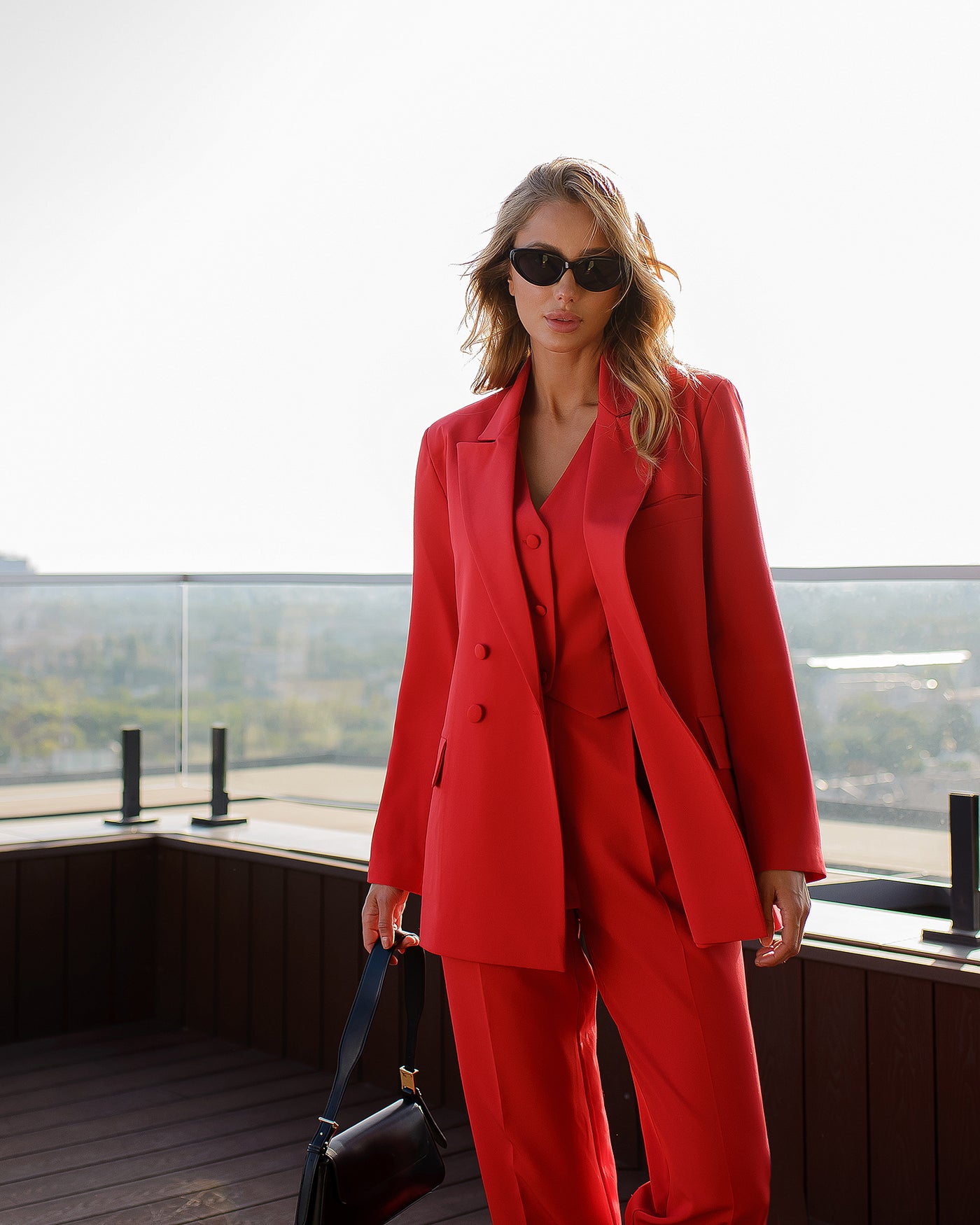 Red DOUBLE-BREASTED 3-PIECE SUIT (ARTICLE 424)