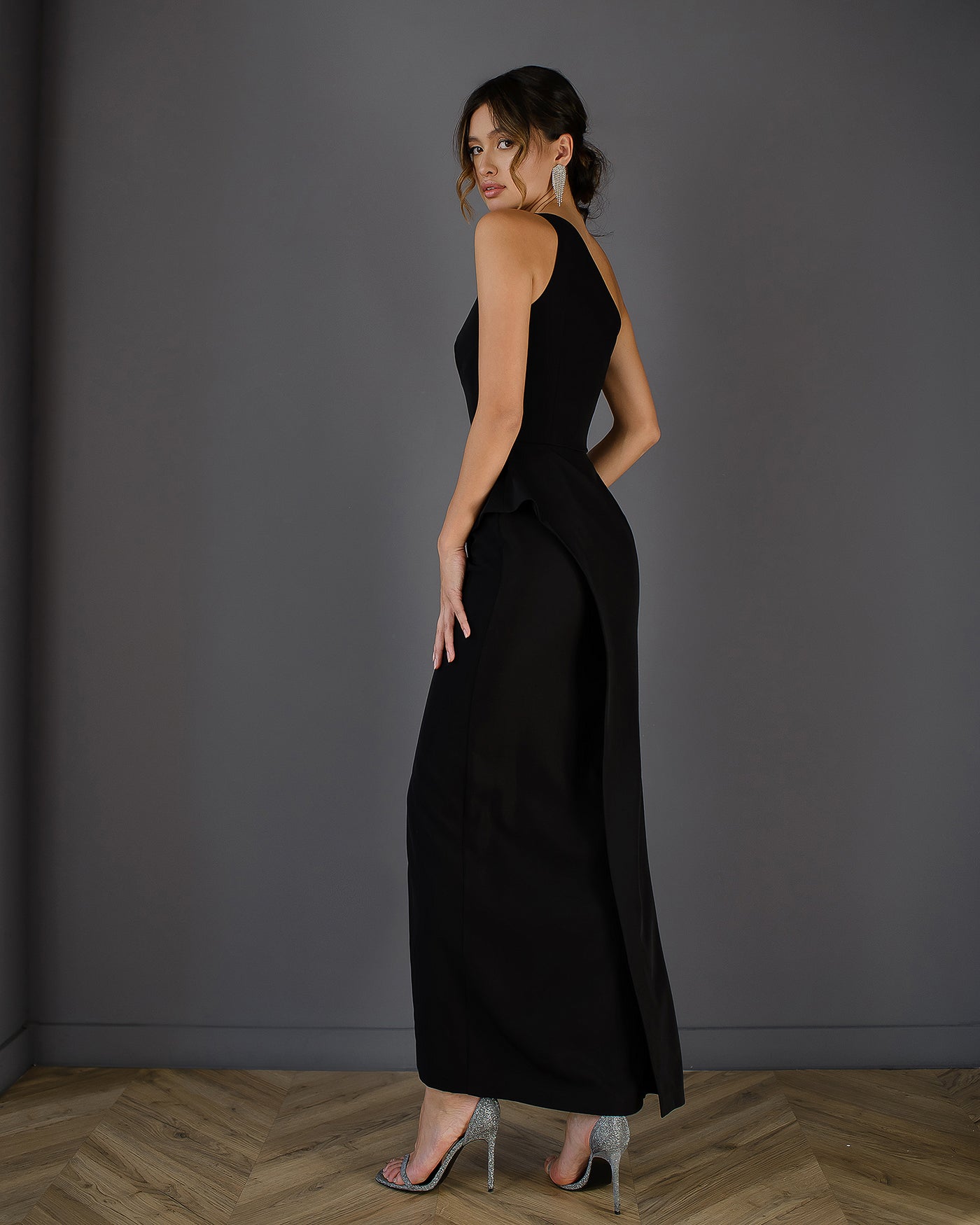 Black ASYMMETRIC SLEEVELESS MAXI DRESS (ARTICLE 514)