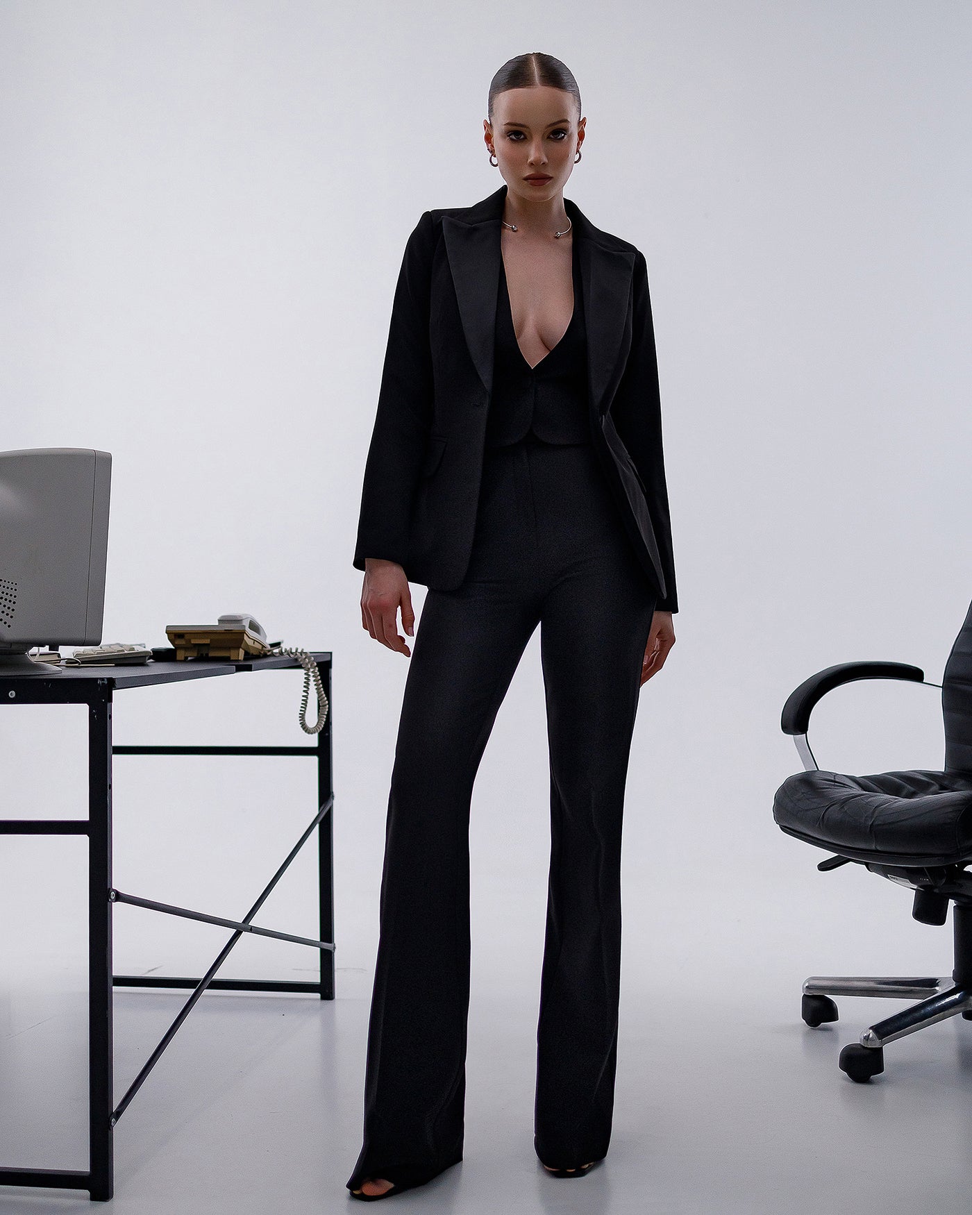 Black SATIN LAPELS 3-PIECE SUIT (ARTICLE 420)