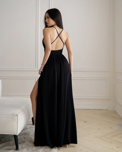 Black V-Neck Maxi Dress (article 370)