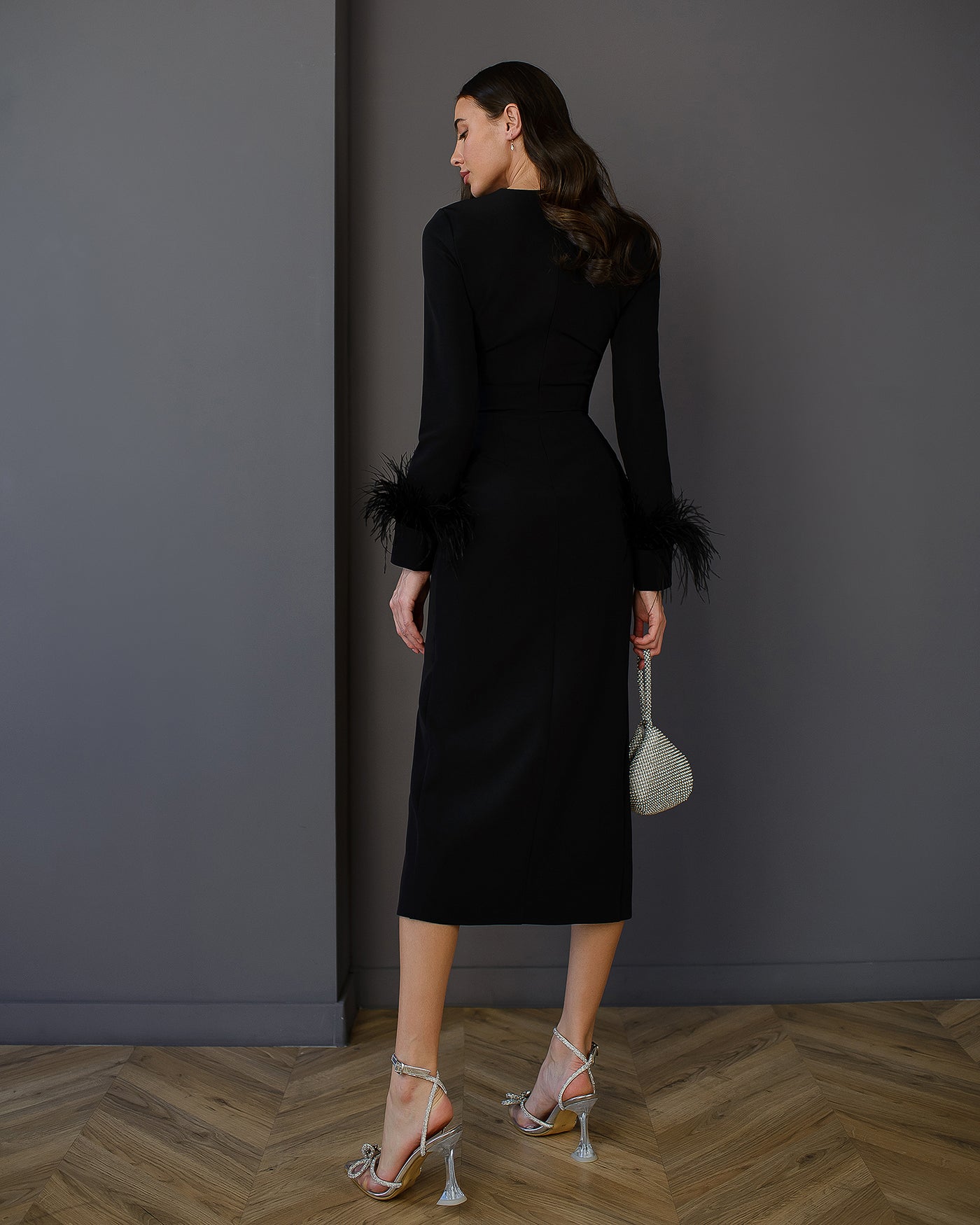 Black LONG SLEEVE MIDI DRESS (ARTICLE 374)