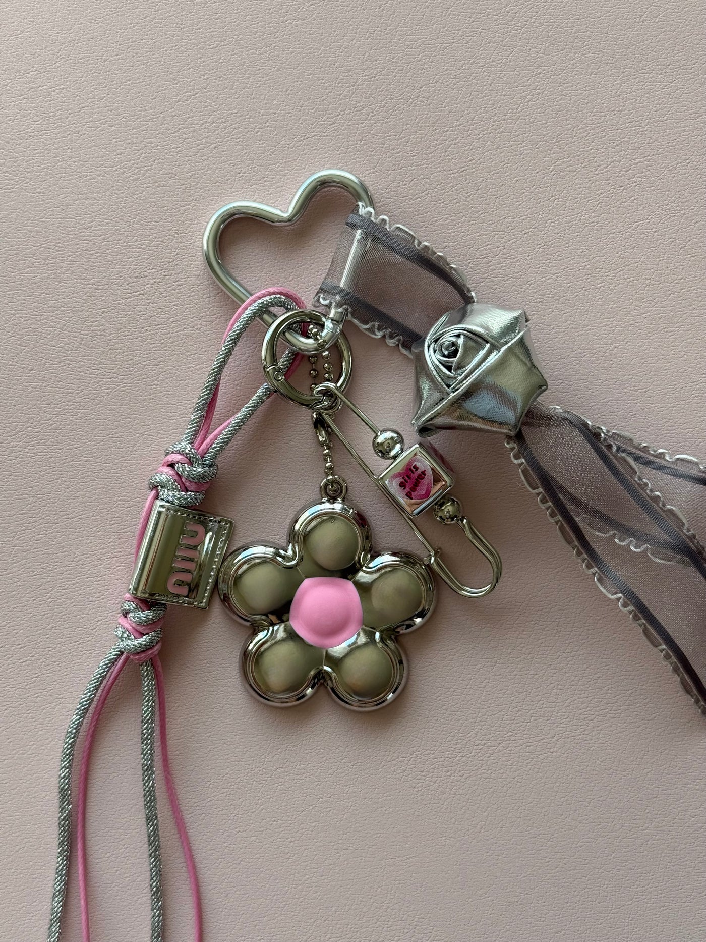 Silver flower keychain