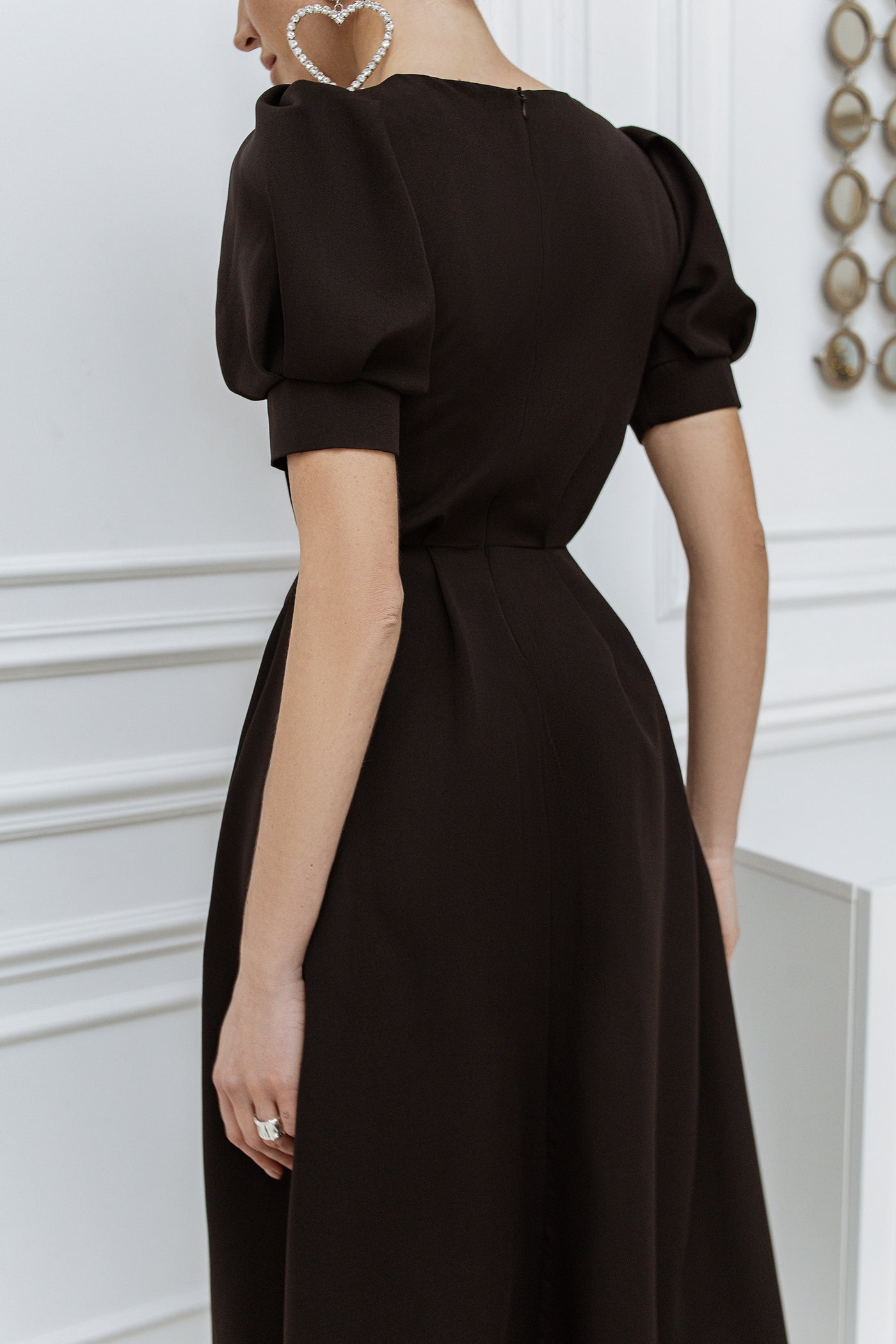 Black FITTED PUFF-SLEEVE MIDI DRESS (ARTICLE C390)