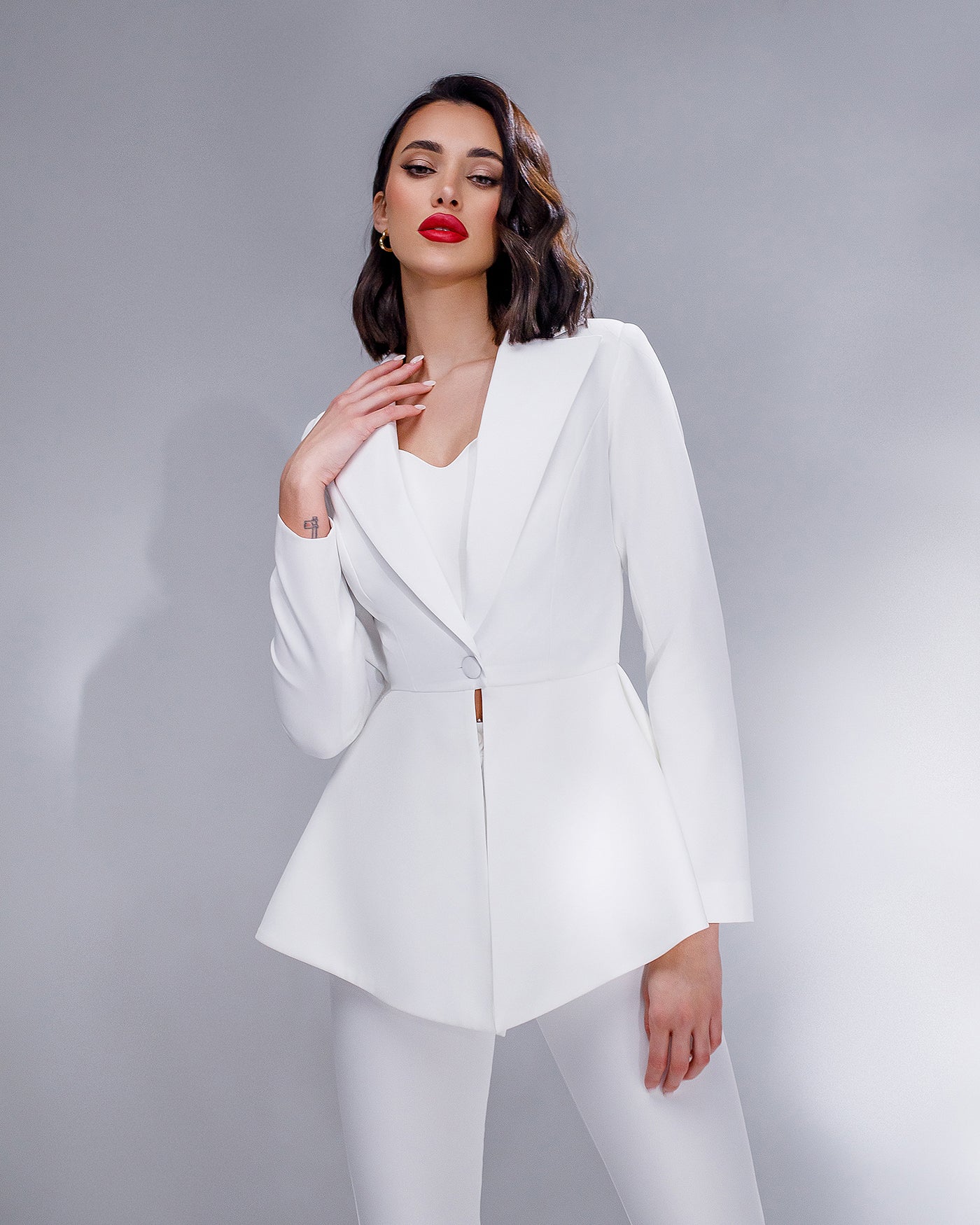 White Single-Breasted Suit 2-Piece (article 421)