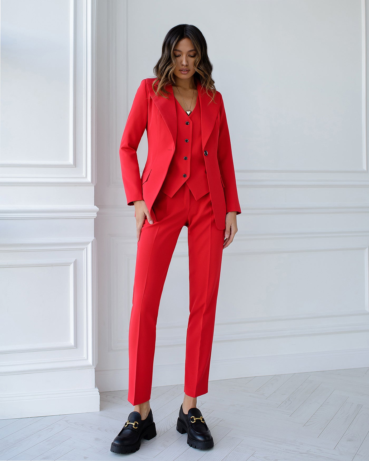 Red OFFICE SLIM-FIT 3-PIECE SUIT (ARTICLE 033)