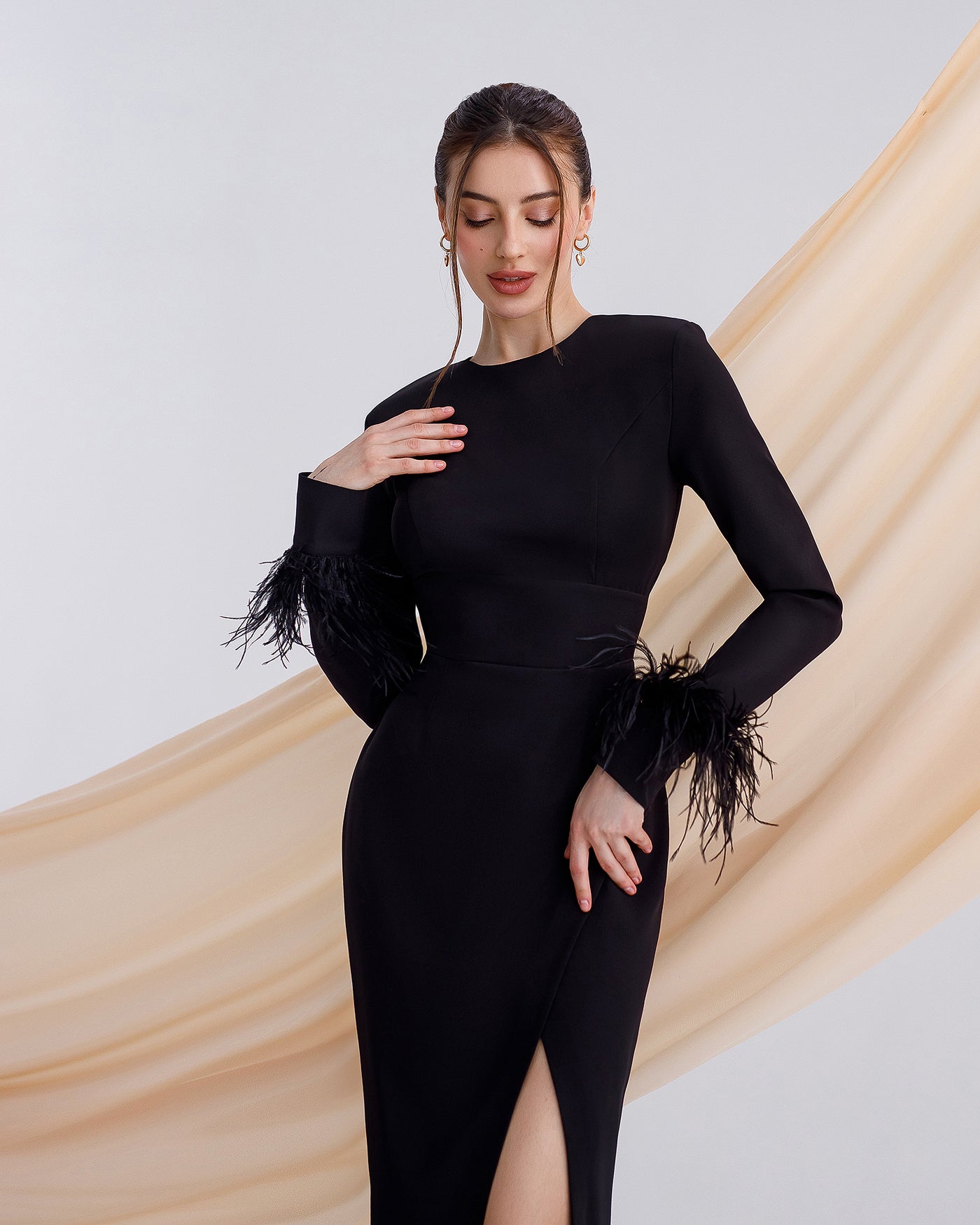 Black LONG SLEEVE MIDI DRESS (ARTICLE 374)