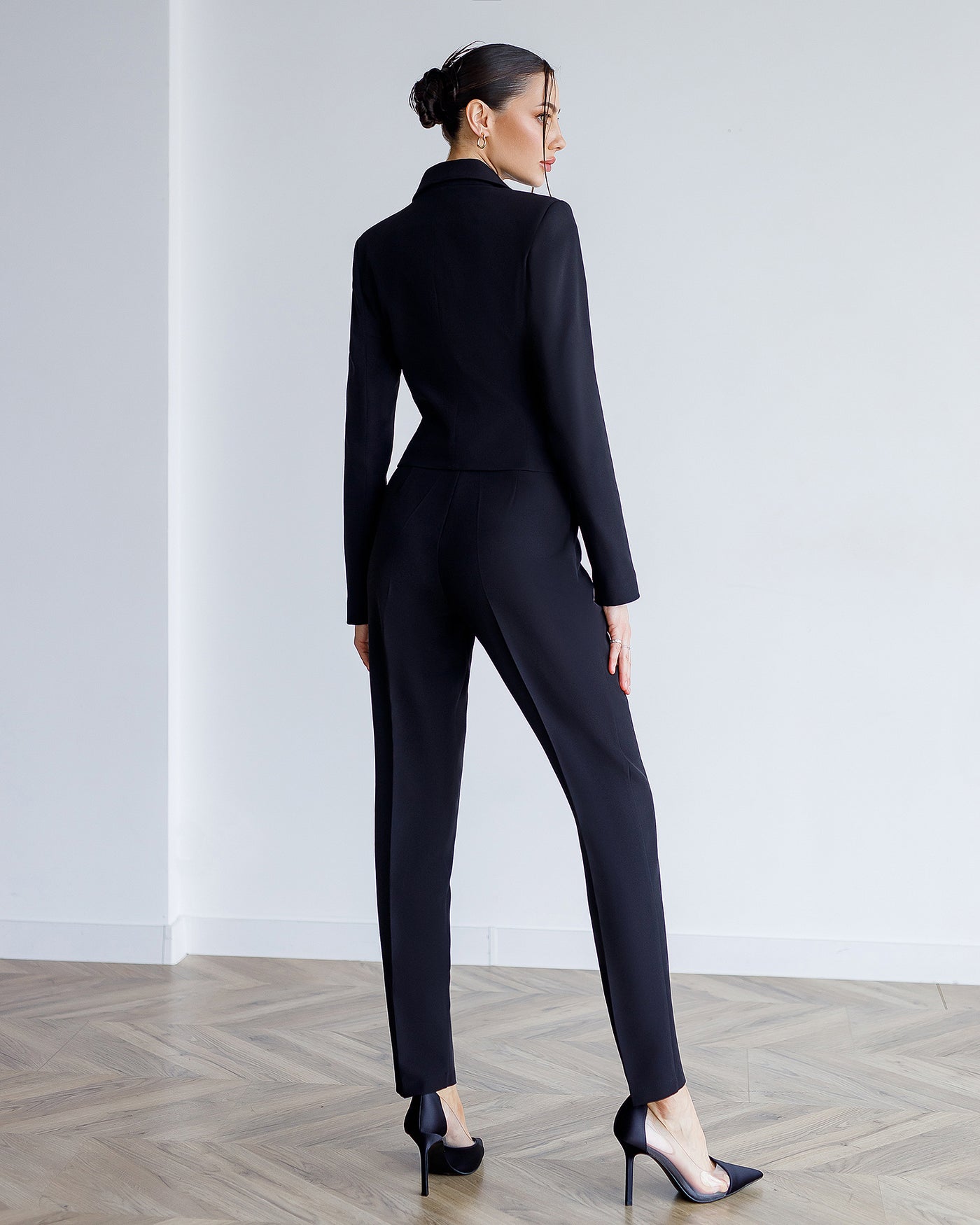 Black CROP JACKET SUIT 2-PIECE (ARTICLE 419)