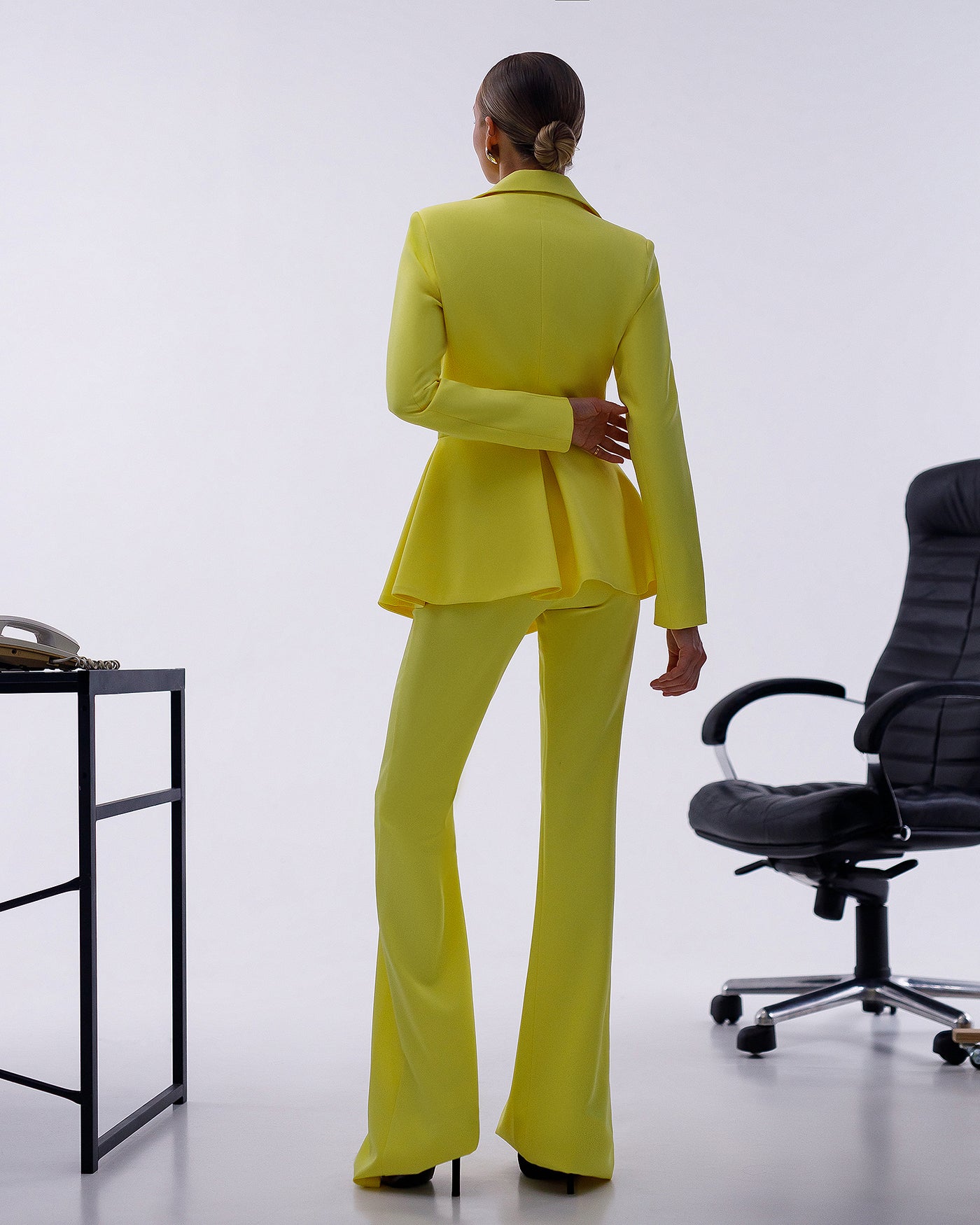 Yellow SINGLE-BREASTED SUIT 2-PIECE (ARTICLE 421)