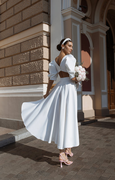 White BACKLESS PUFF-SLEEVE MIDI DRESS (ARTICLE C383)