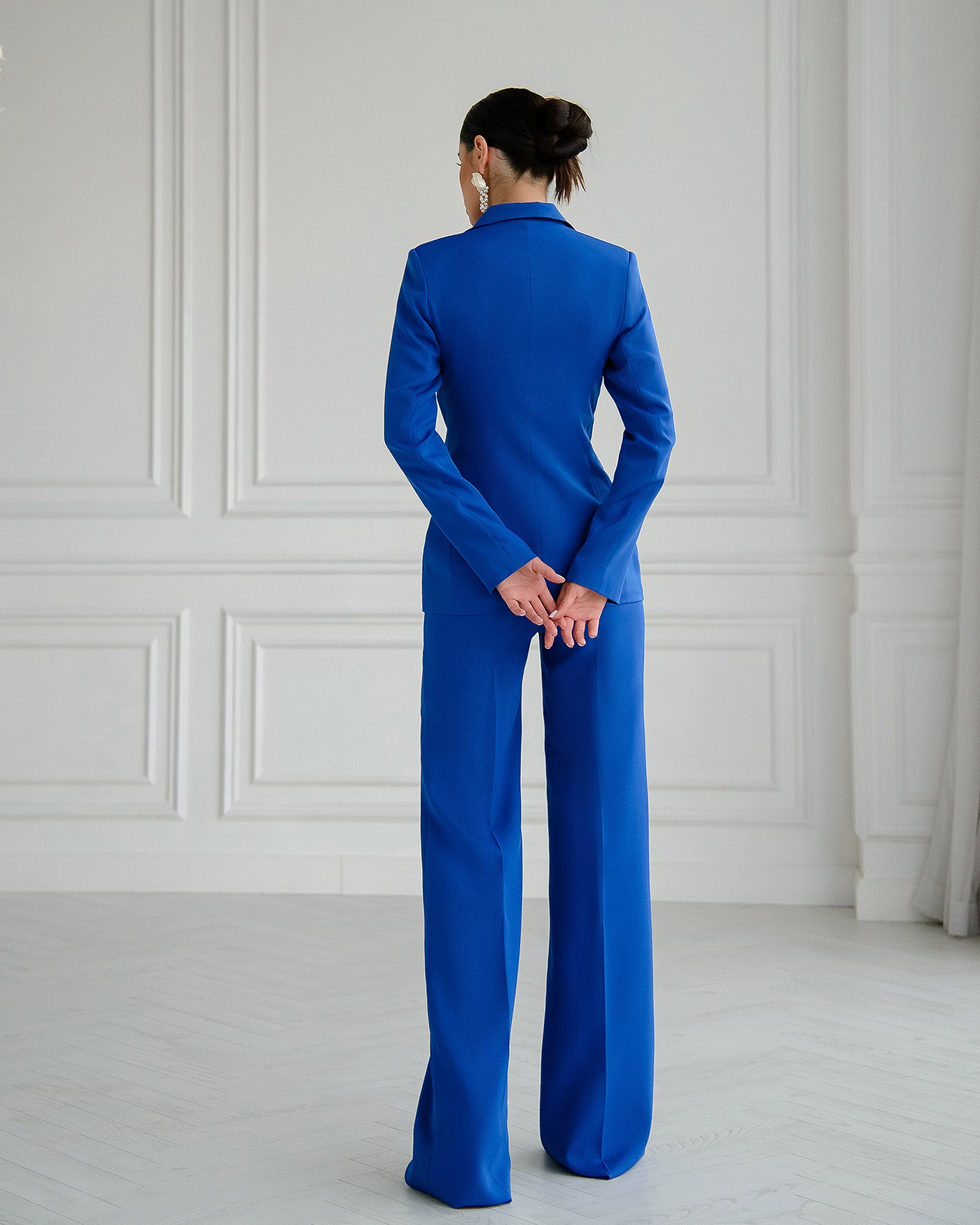 BLUE SATIN LAPELS 3-PIECE SUIT (article 420)