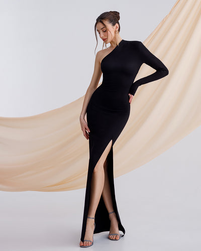 Black One-Shoulder Maxi Dress (article 262)