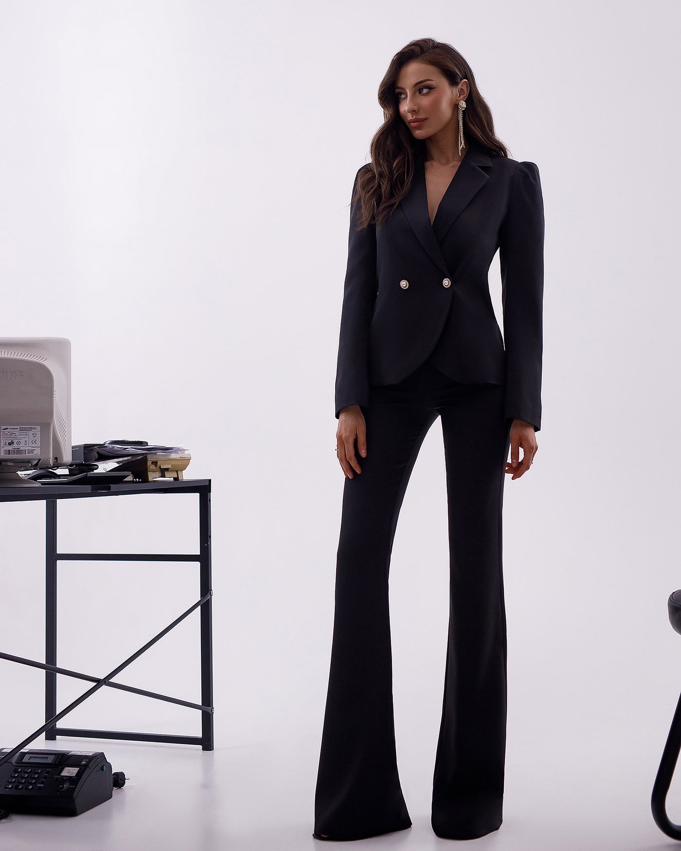 Black Double Breasted Suit 2-Piece (article 282)