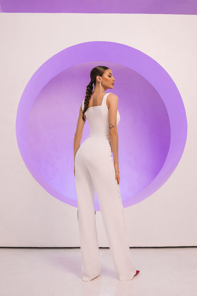 White SLEEVELESS V-NECK JUMPSUIT (ARTICLE C289)