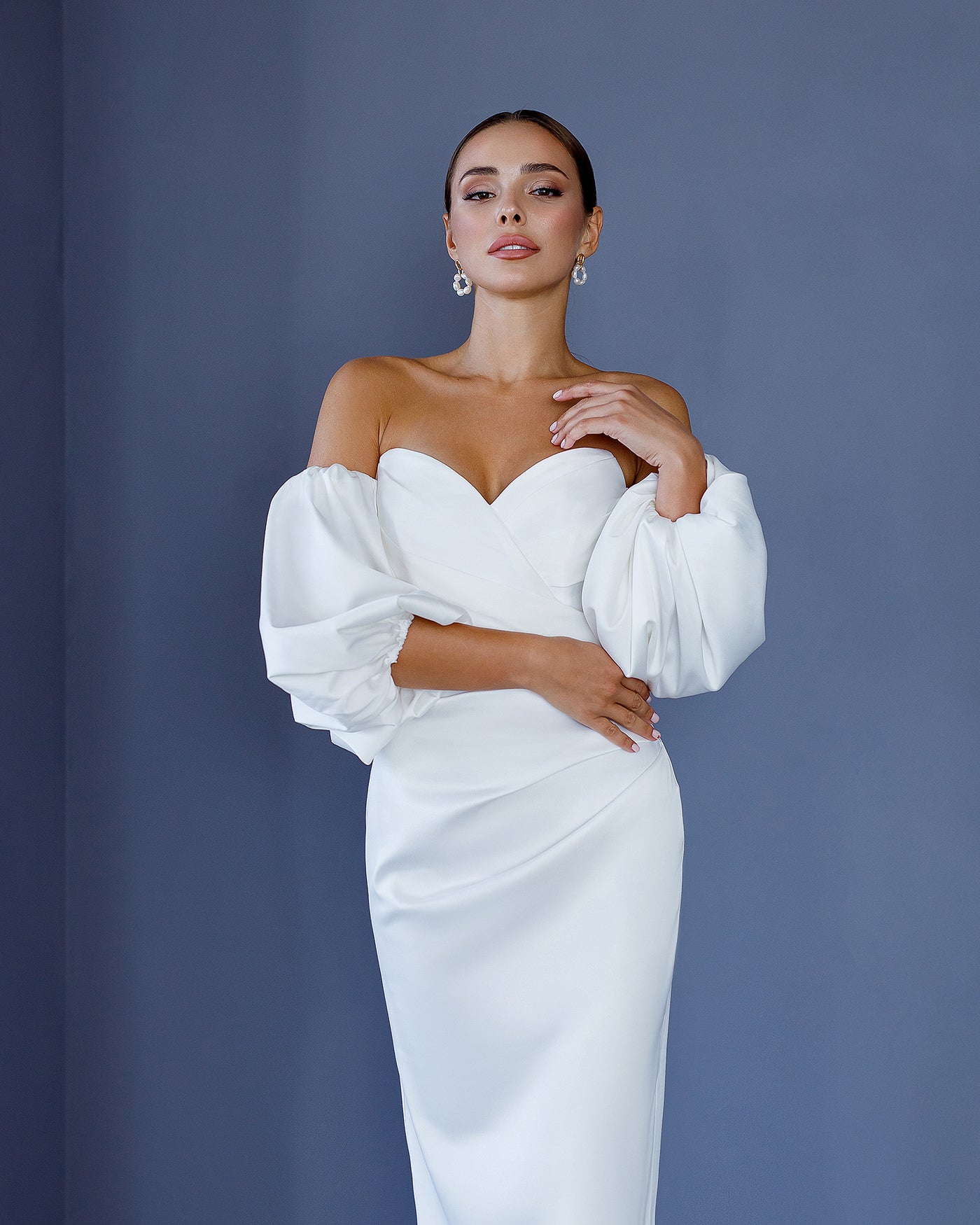 White SATIN SWEETHEART PUFF-SLEEVE MIDI DRESS (ARTICLE 330)