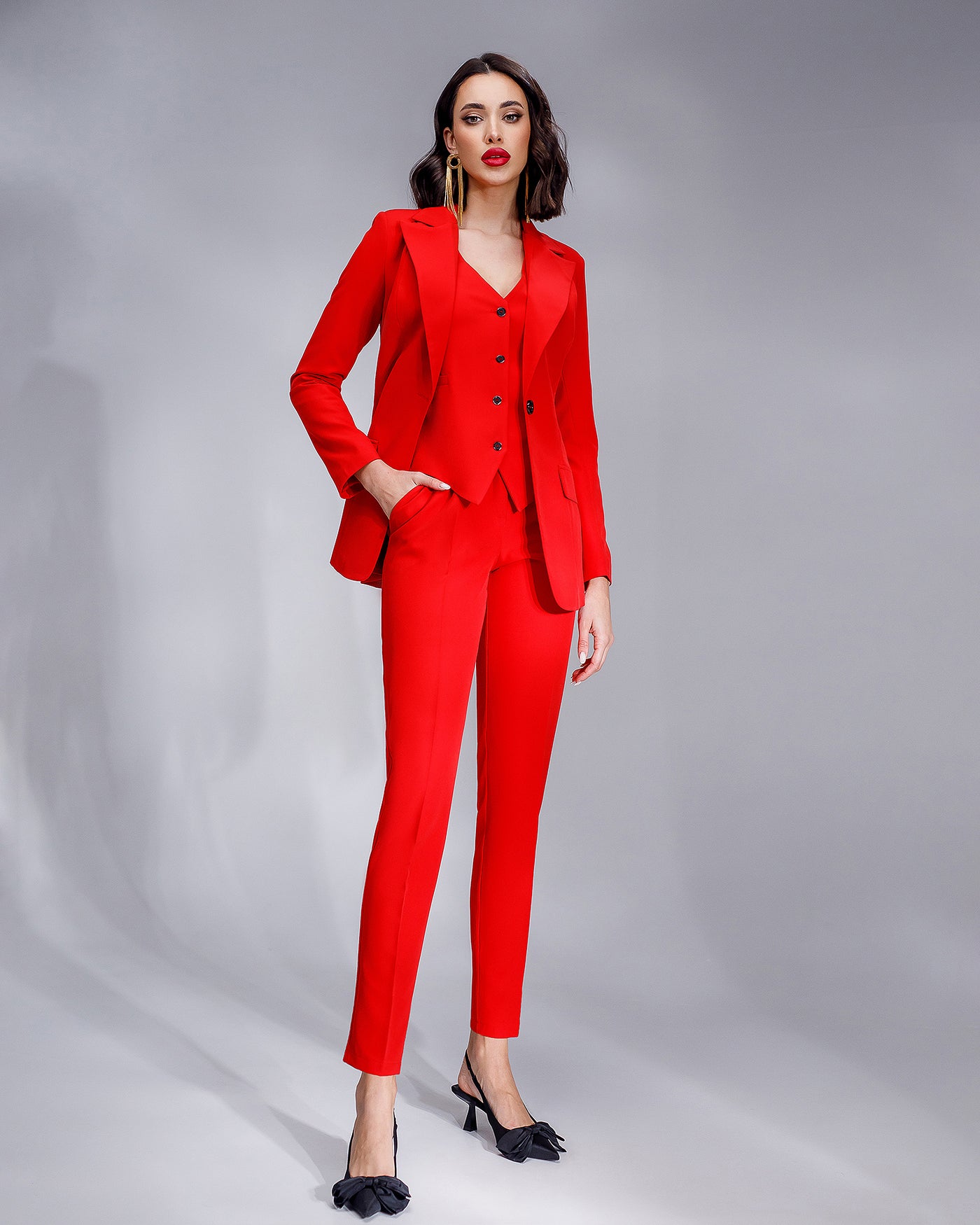 Red OFFICE SLIM-FIT 3-PIECE SUIT (ARTICLE 033)