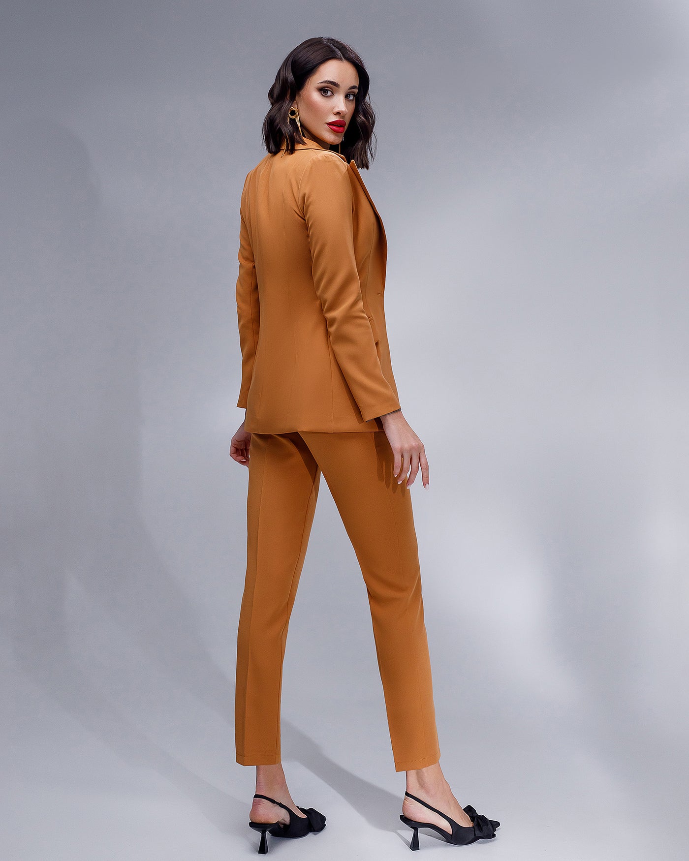 Caramel OFFICE SLIM-FIT 3-PIECE SUIT (ARTICLE 033)