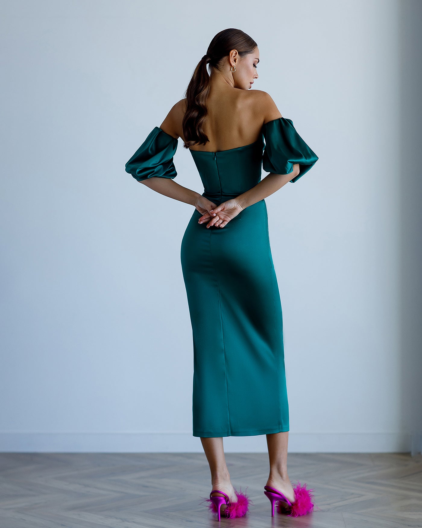 Emerald PUFF-SLEEVE MIDI DRESS (ARTICLE 289)