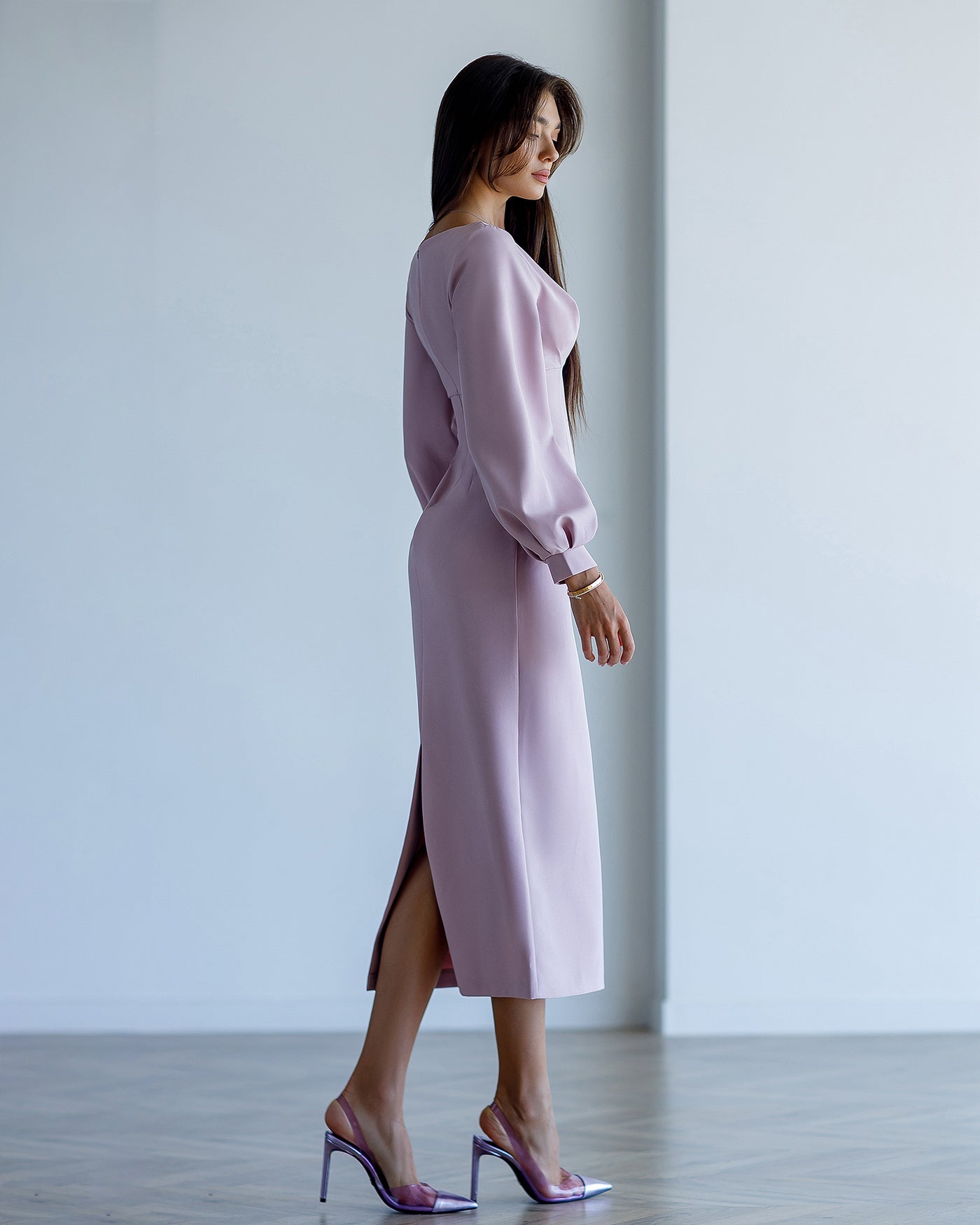 Dusty Pink V-NECK PUFF-SLEEVE MIDI DRESS (ARTICLE 377)