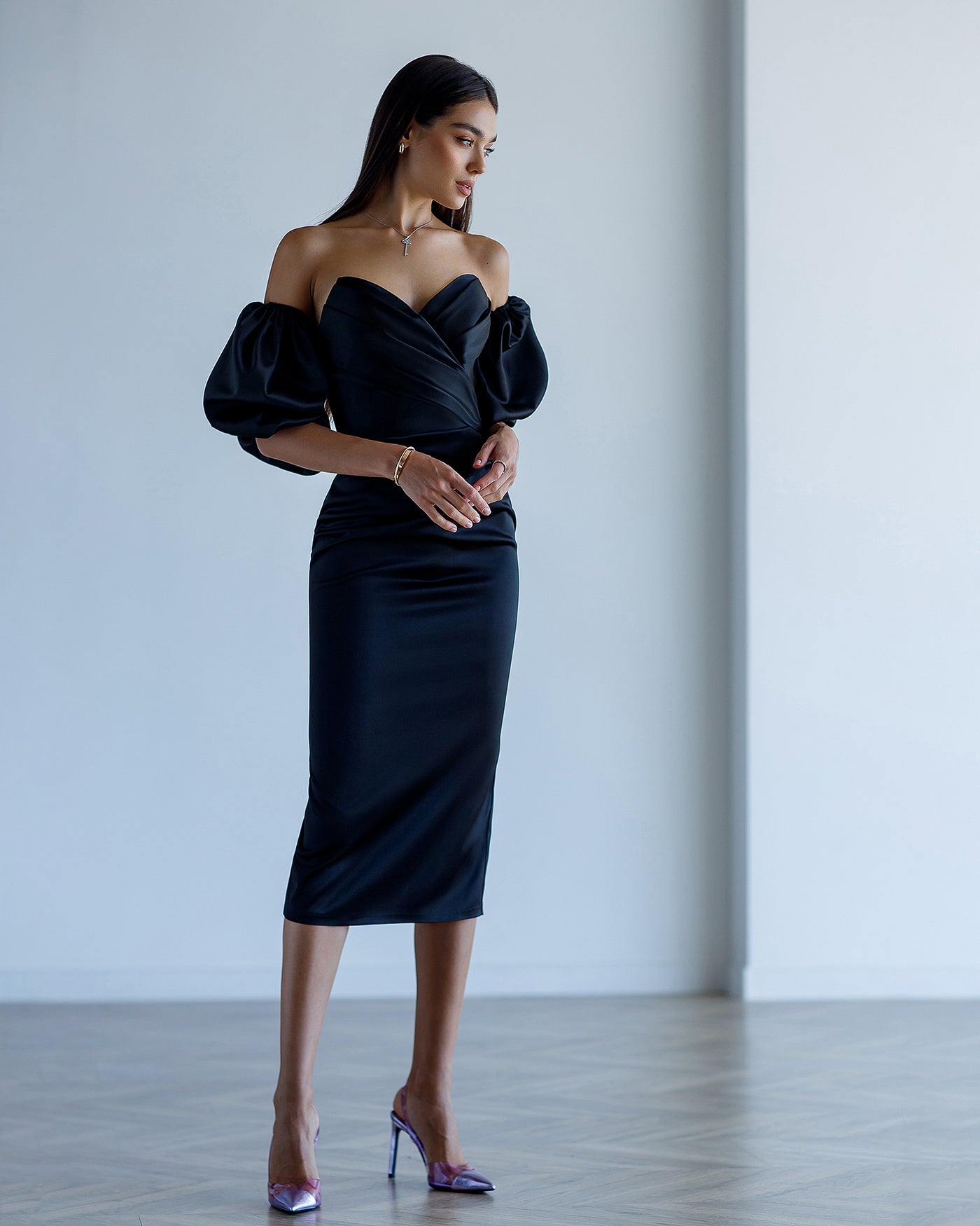 Black SATIN SWEETHEART PUFF-SLEEVE MIDI DRESS (ARTICLE 330)