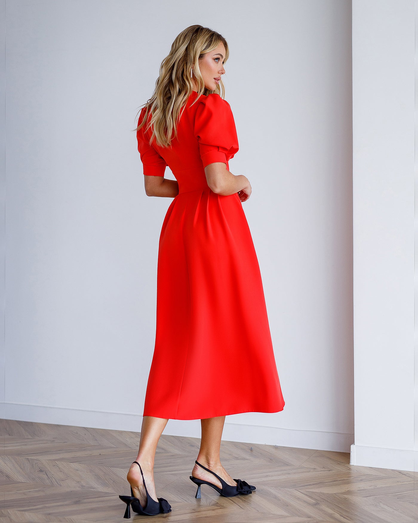 Coral V-NECK PUFF-SLEEVE MIDI DRESS (ARTICLE 352/1)