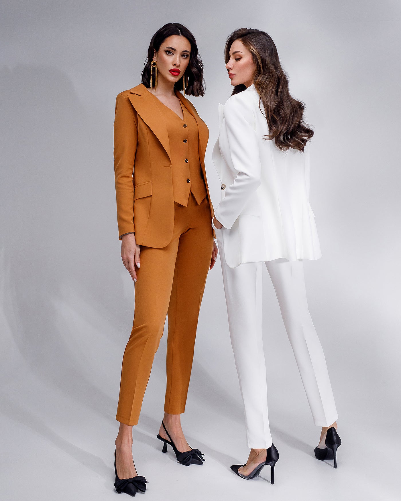 Caramel OFFICE SLIM-FIT 3-PIECE SUIT (ARTICLE 033)