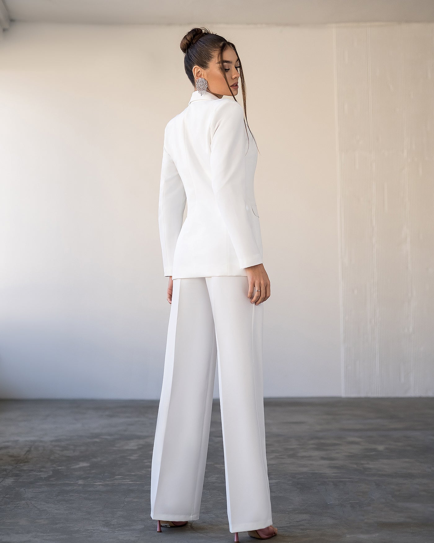 White Double Breasted Suit 3-Piece (article 300)