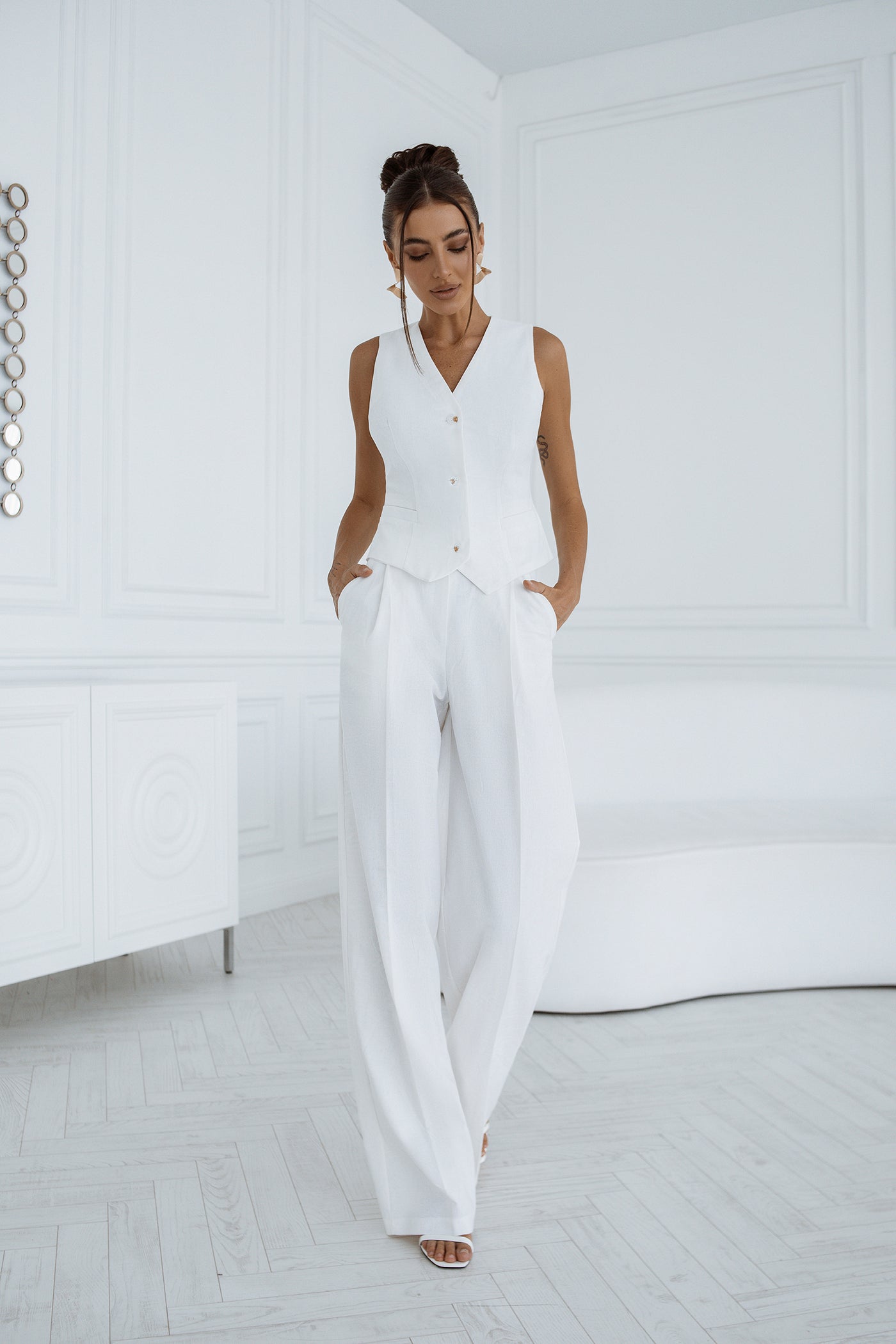 White LINEN VEST 2-PIECE SUIT (ARTICLE C416)