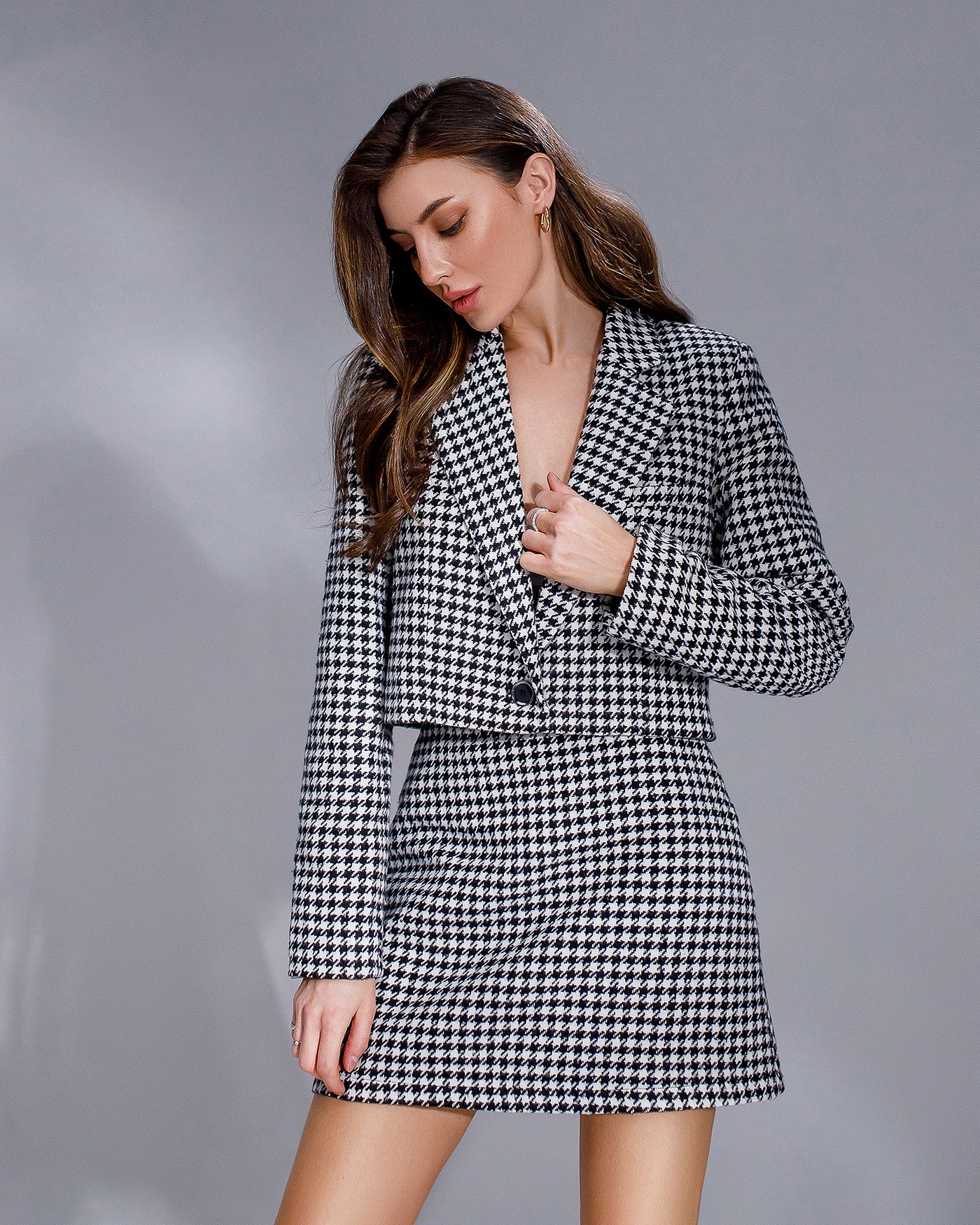 BLACK HOUNDSTOOTH Crop Jacket Skirt Suit 2-Piece (article 417)