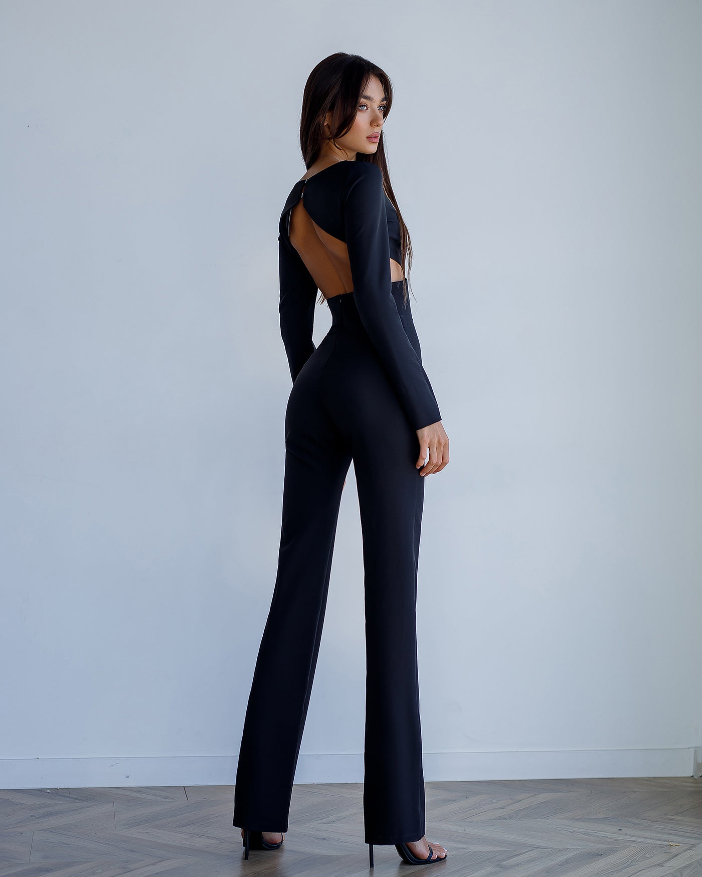 Black BACKLESS CUT-OUT Long-SLEEVE jumpsuit (article 422)