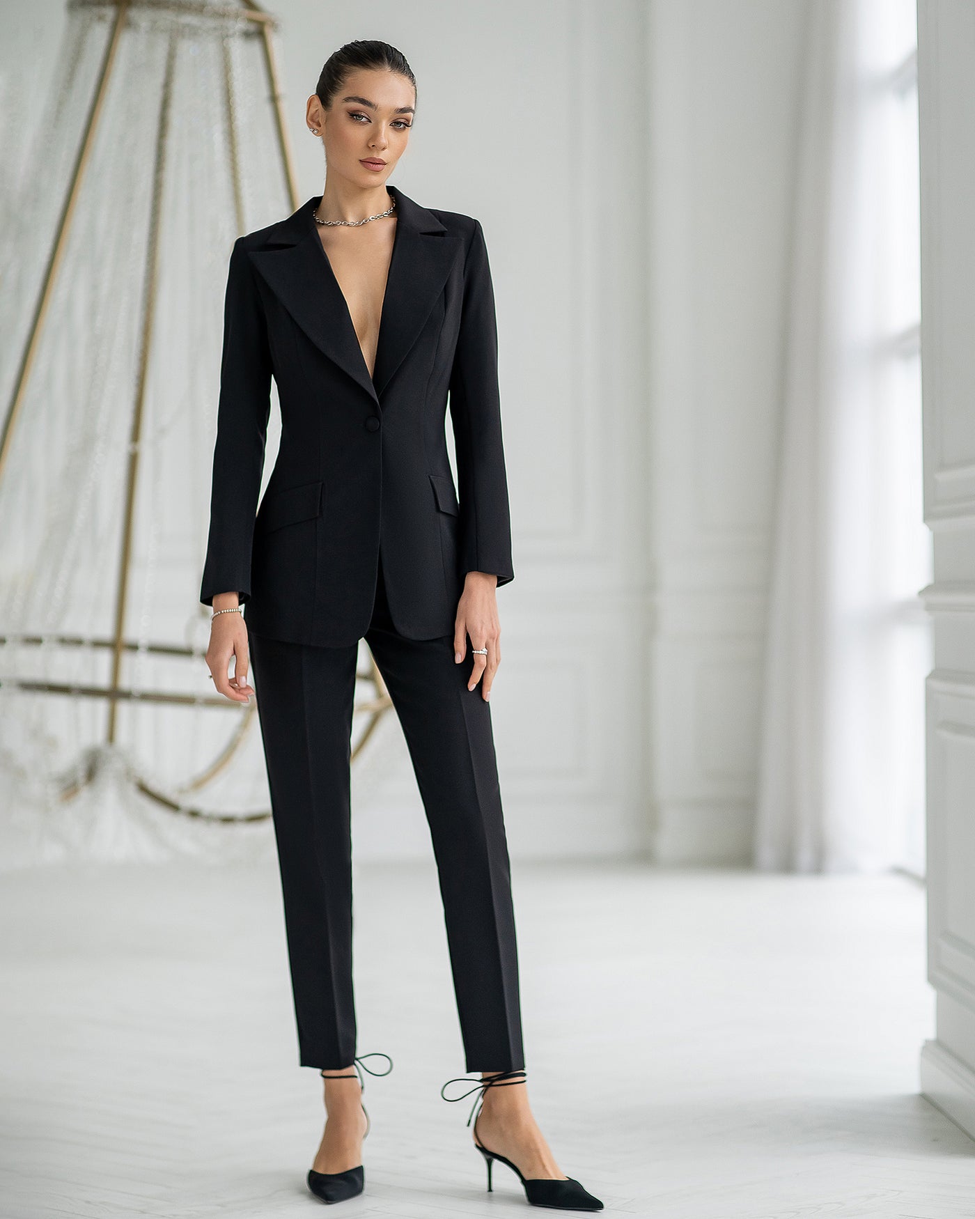 Black SINGLE-BREASTED SUIT 2-PIECE (article 400)