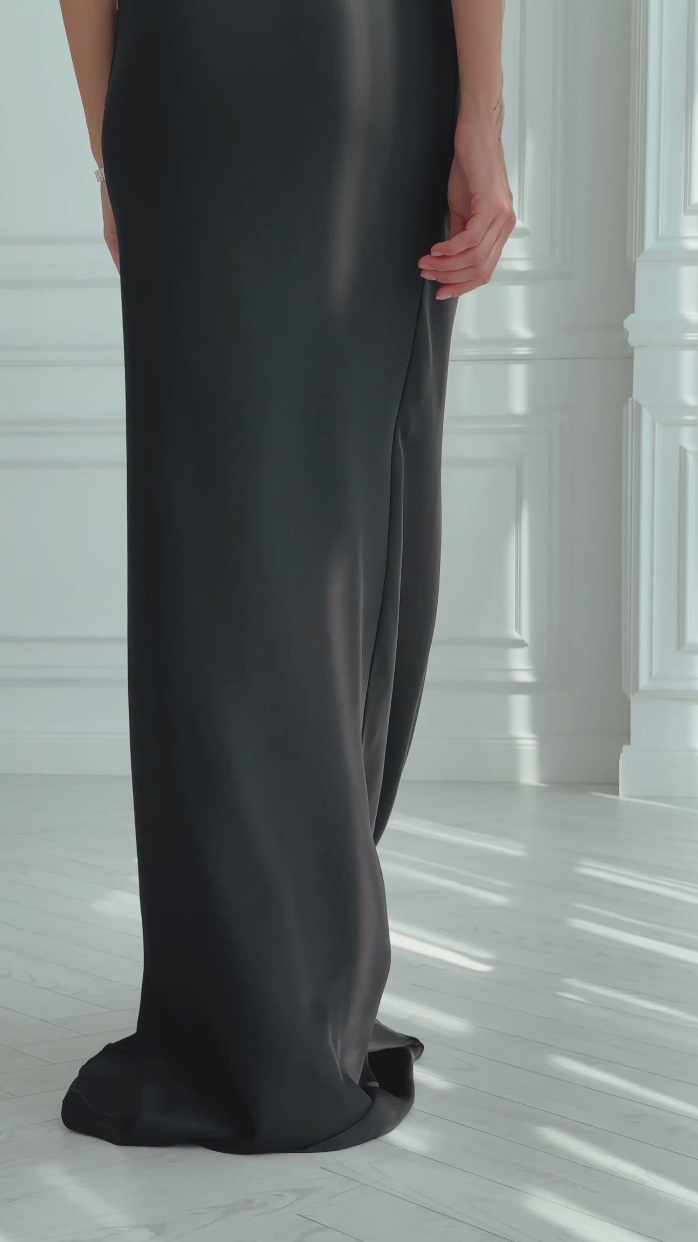 Black SATIN SLIP MAXI DRESS (ARTICLE C420)