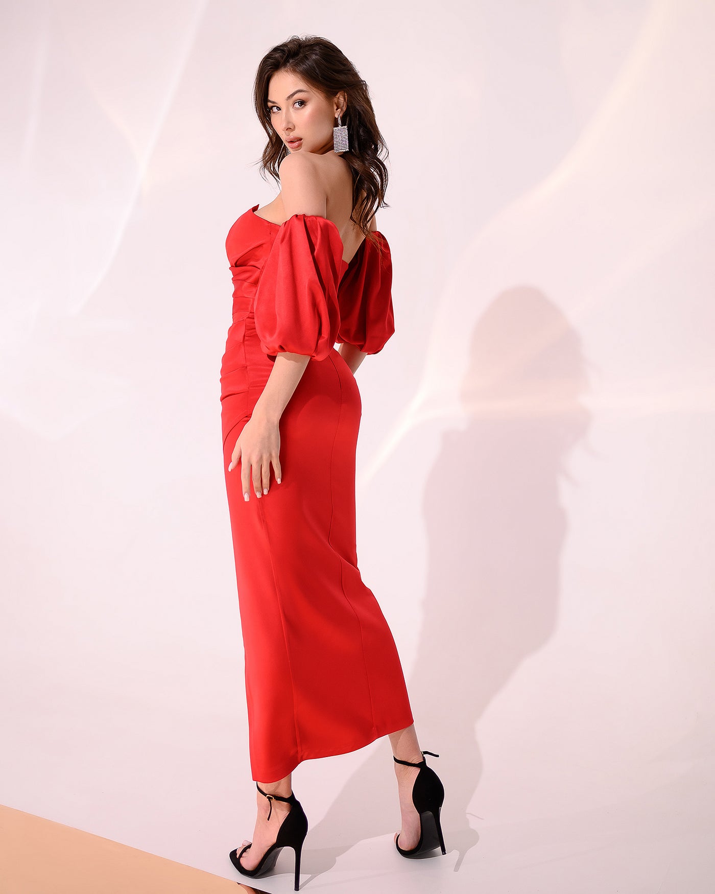 Red PUFF-SLEEVE MIDI DRESS (ARTICLE 289)