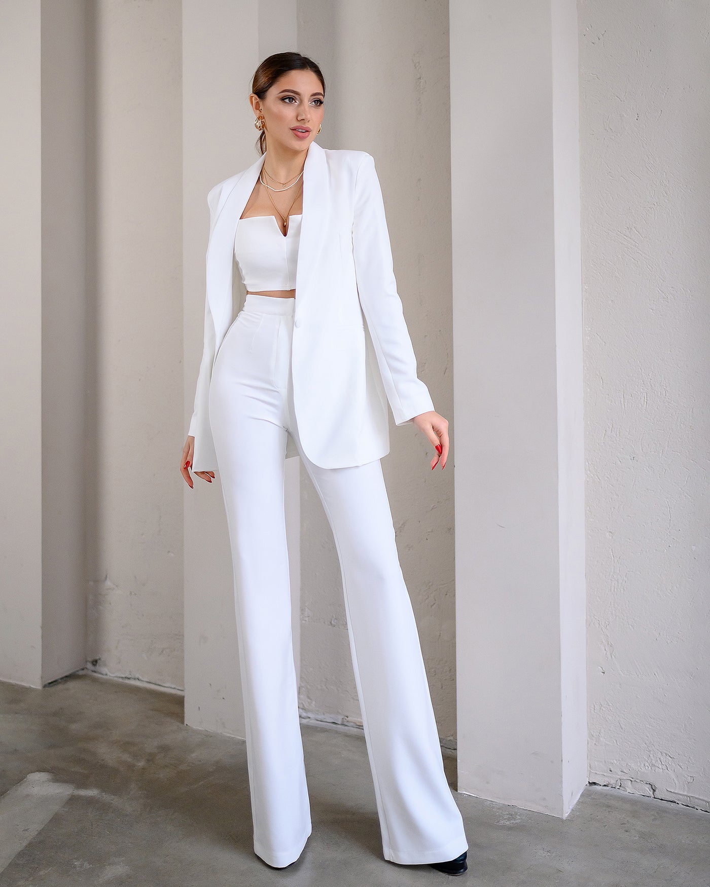 White Shawl Lapel Suit 2-Piece (article 314)