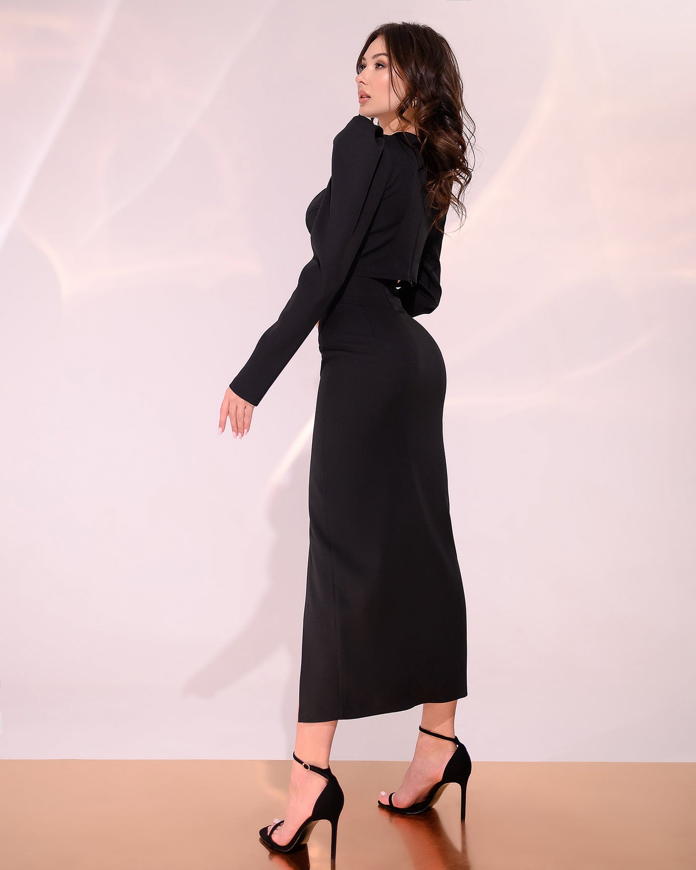 Black Sweetheart Top & Midi Skirt 2-Piece Set (article 328)