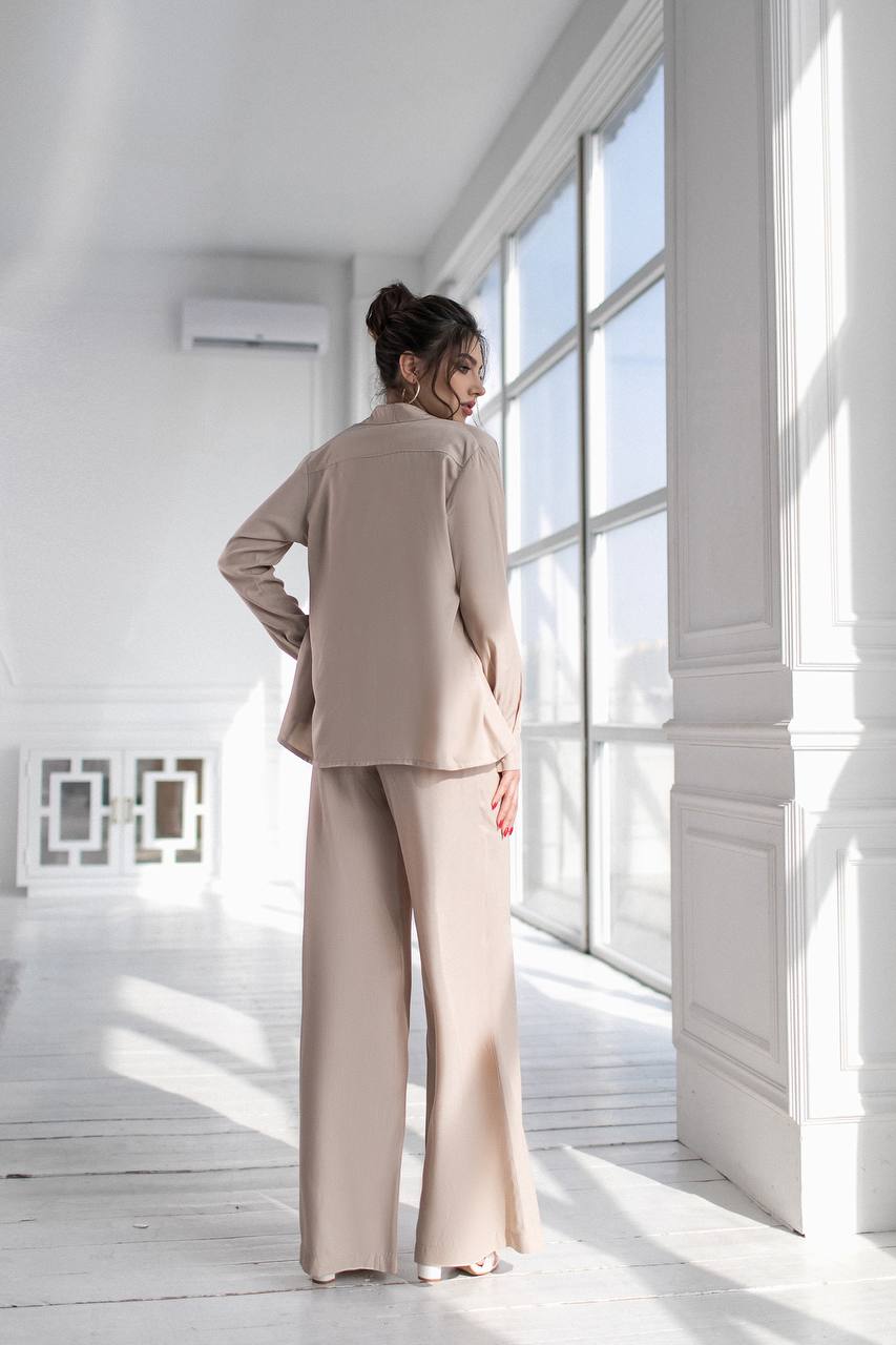 Beige Shirt & High Waist Pants  2-Piece Set (article 284)