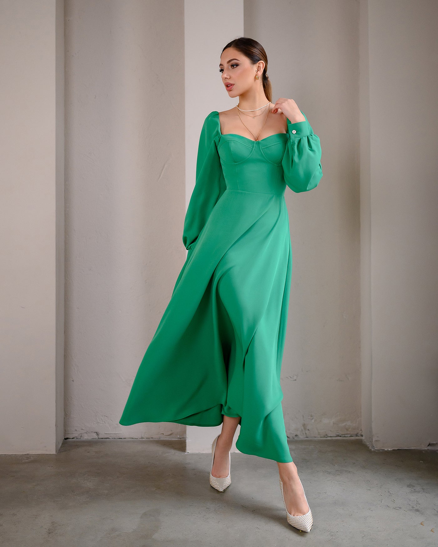 Green PUFF-SLEEVE MIDI DRESS (ARTICLE 401)