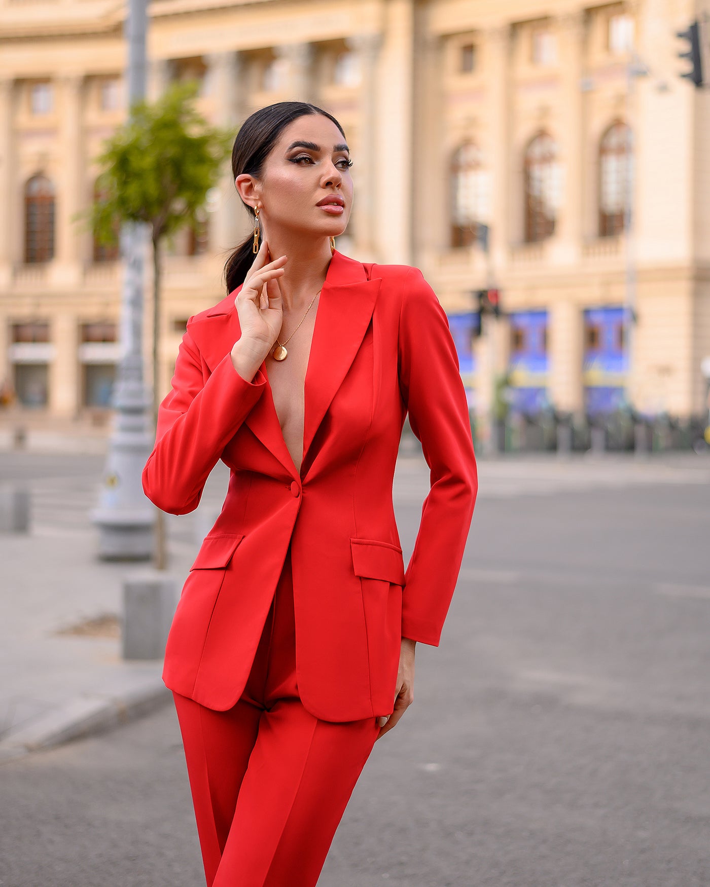 Red Single-Breasted Suit 2-Piece (article 400)