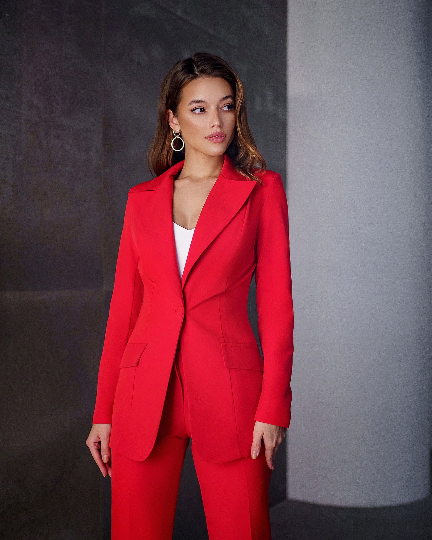 Red Single-Breasted Suit 2-Piece (article 400)