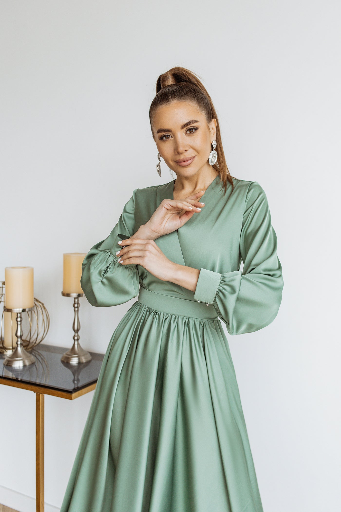 Olive MIDI LONG SLEEVE DRESS (ARTICLE C393)