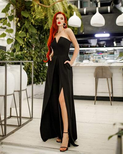 Black Strapless V-Neck Jumpsuit (article 323)