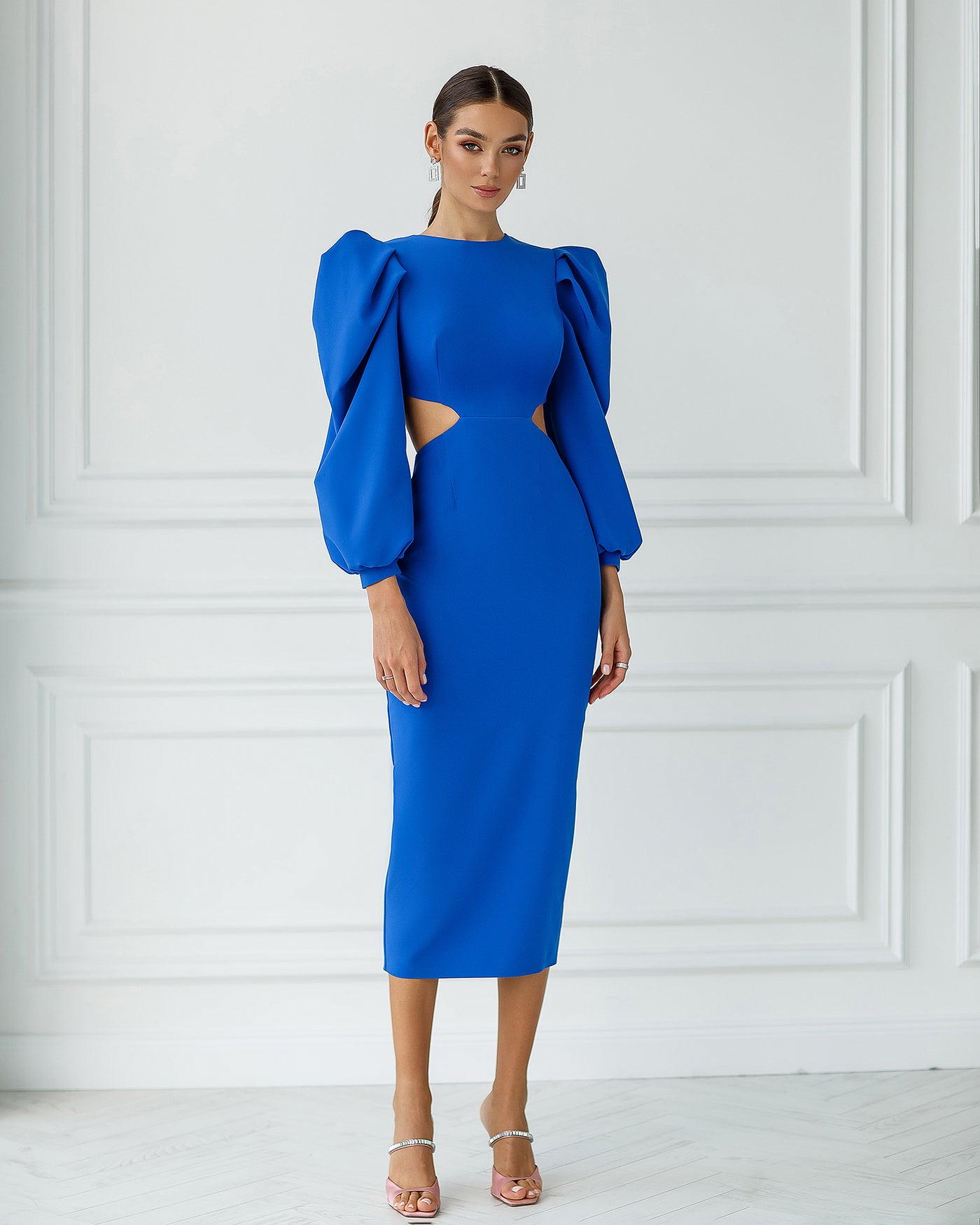 Blue Backless Cut-Out Puff-Sleeve Midi Dress (article 350)