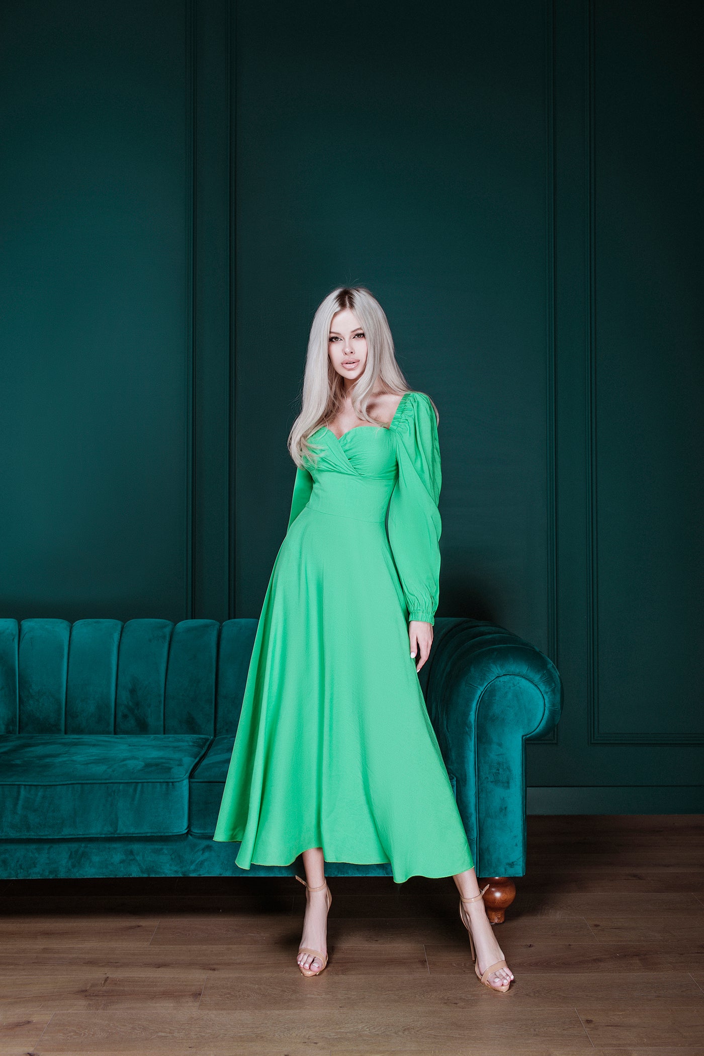 Green PUFF SLEEVE MIDI DRESS (ARTICLE C329)