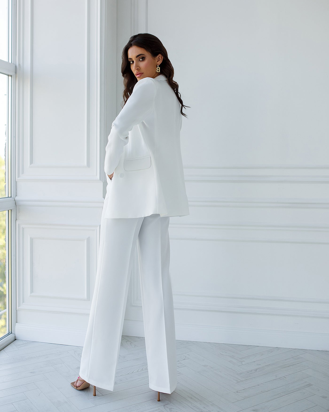 White Double Breasted Suit 3-Piece (article 300)